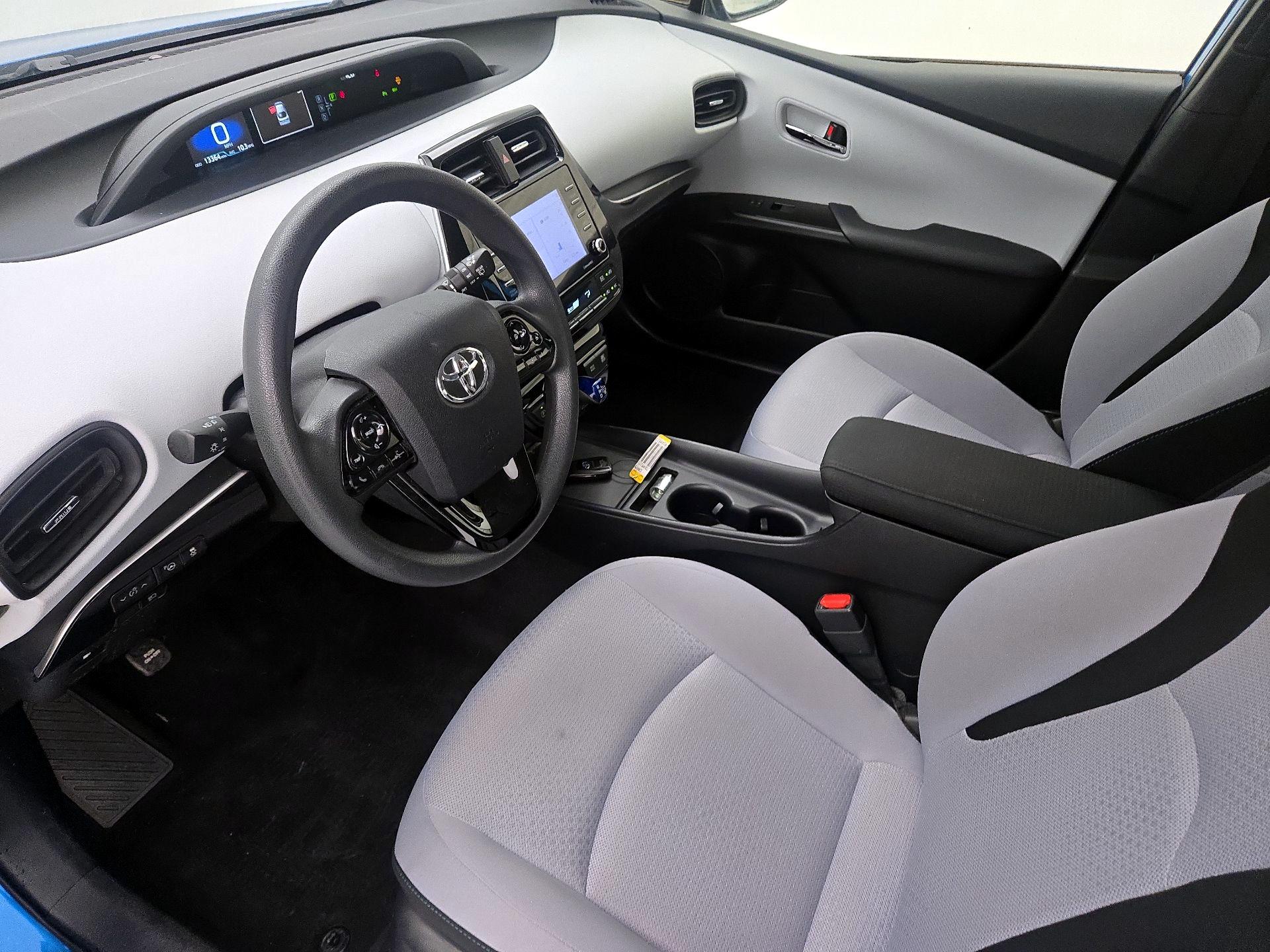 Thumbnail: 2021 Toyota Prius - 11