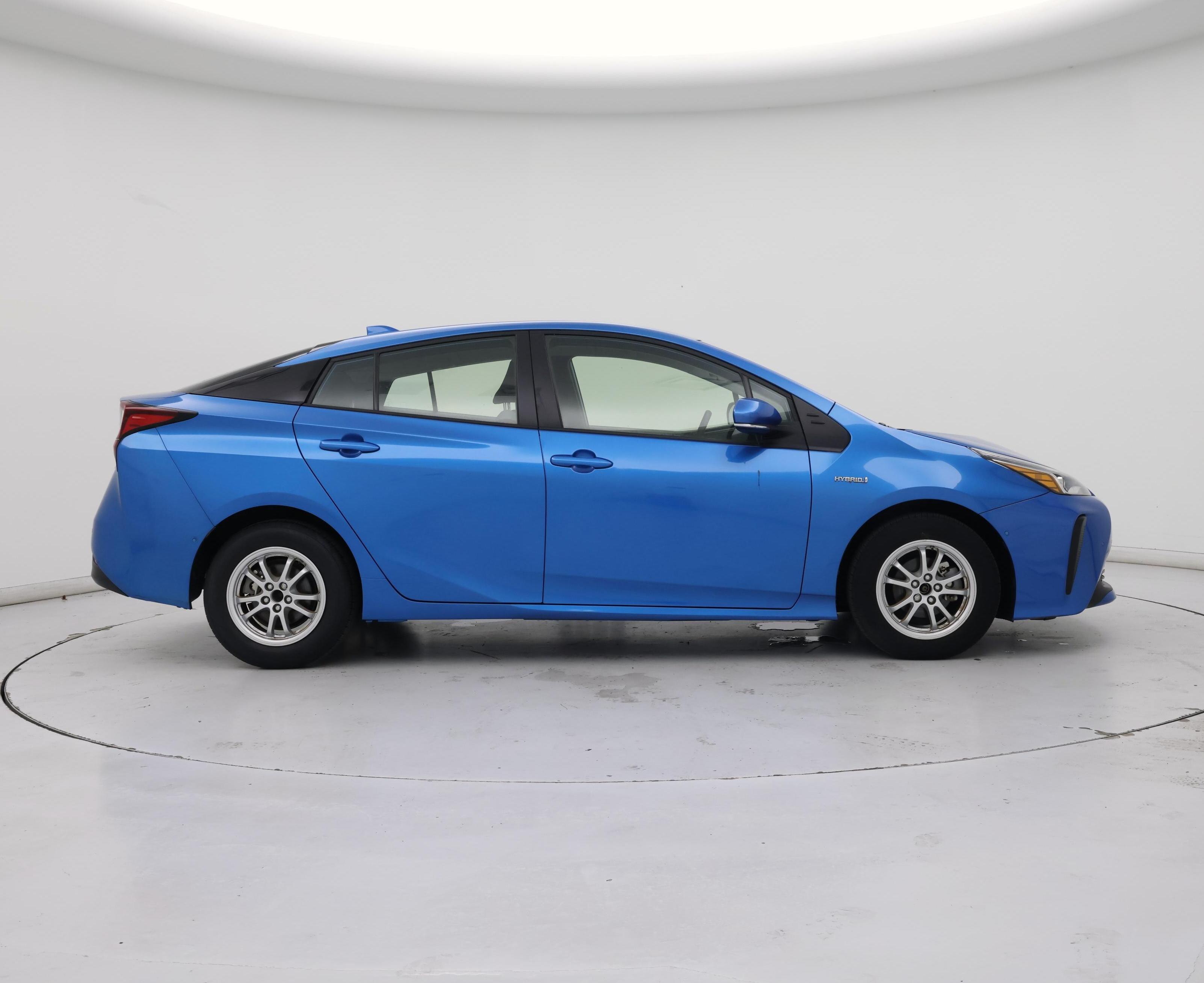 Thumbnail: 2021 Toyota Prius - 7