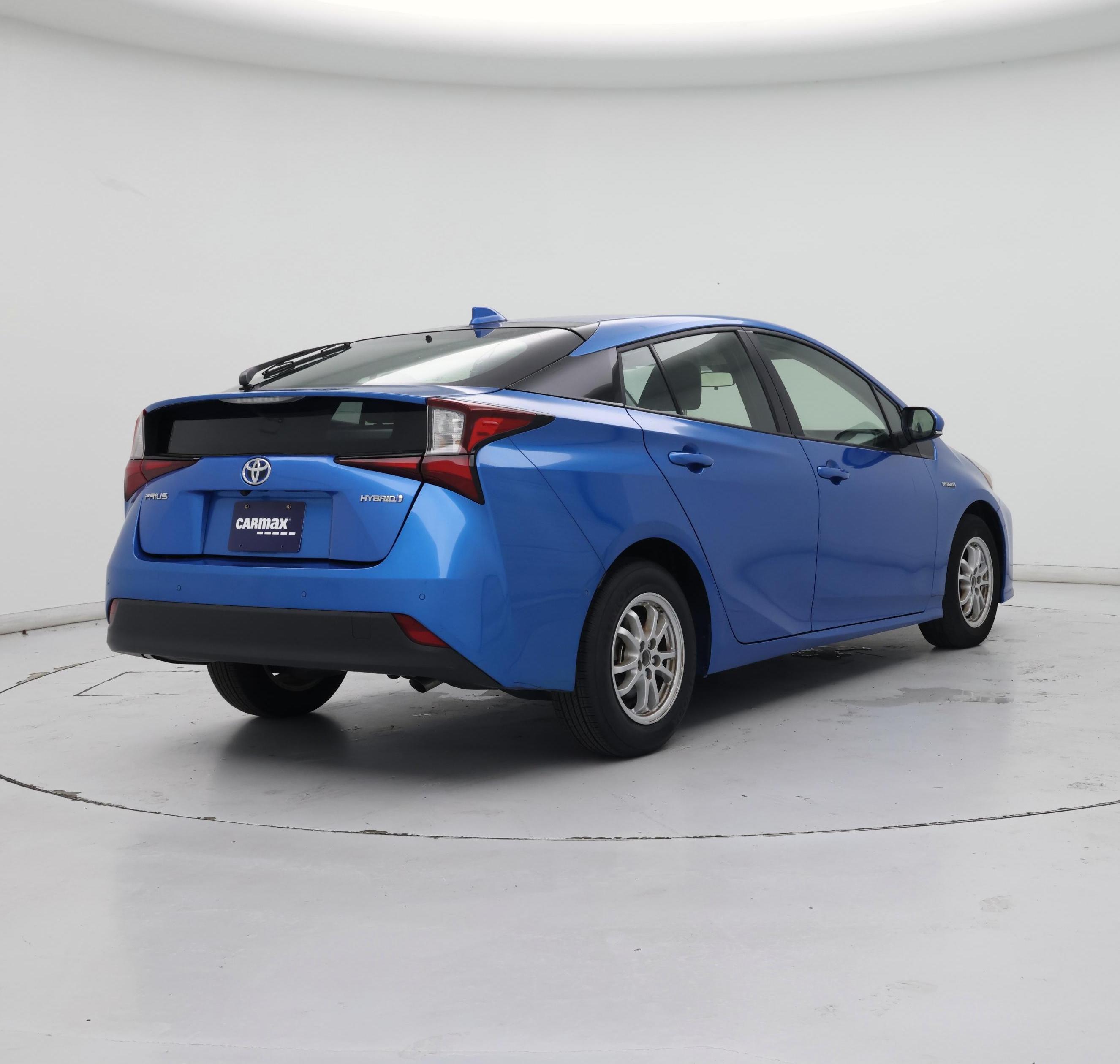 Thumbnail: 2021 Toyota Prius - 8