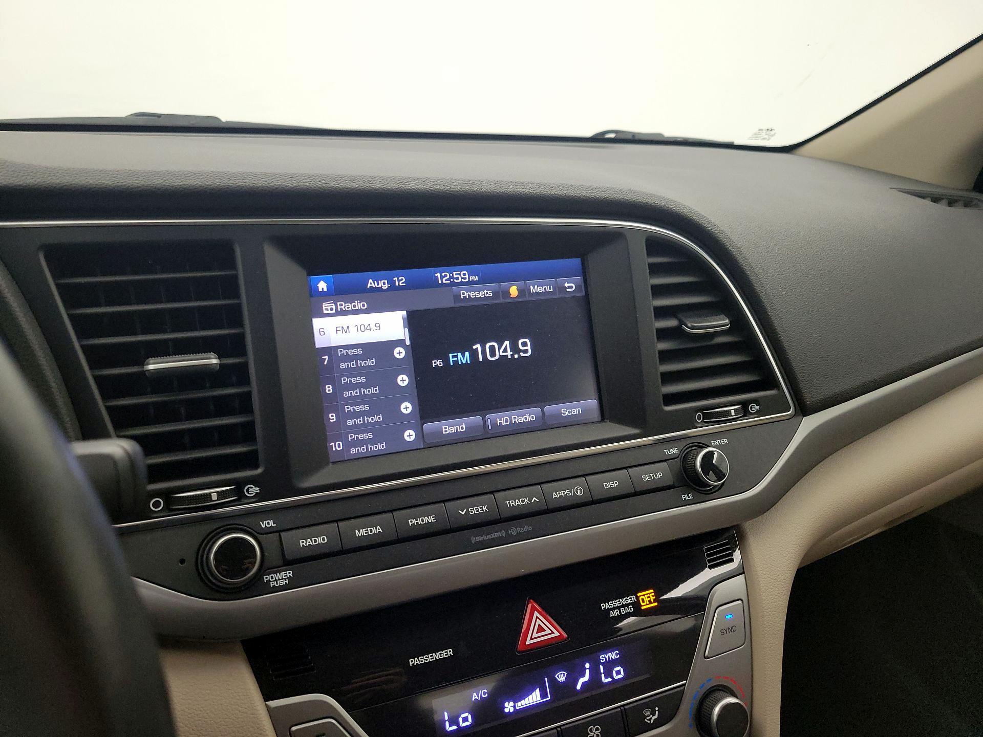 Thumbnail: 2018 Hyundai Elantra - 14