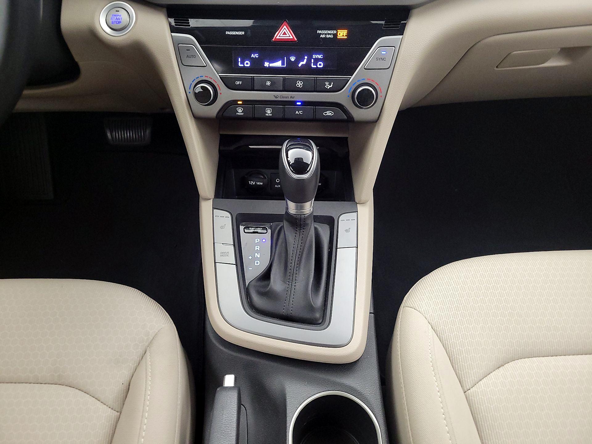 Thumbnail: 2018 Hyundai Elantra - 16