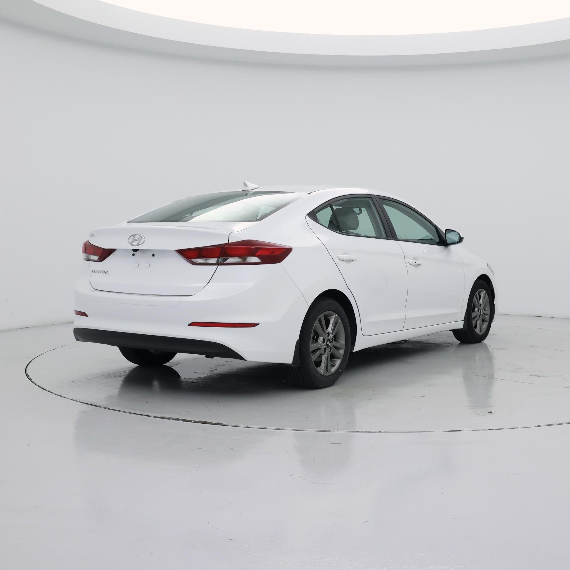 Thumbnail: 2018 Hyundai Elantra - 8