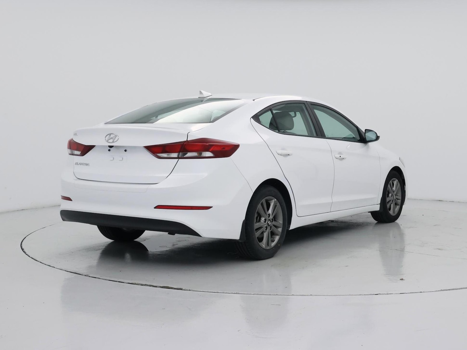 2018 Hyundai Elantra Value Edition - Photo 9