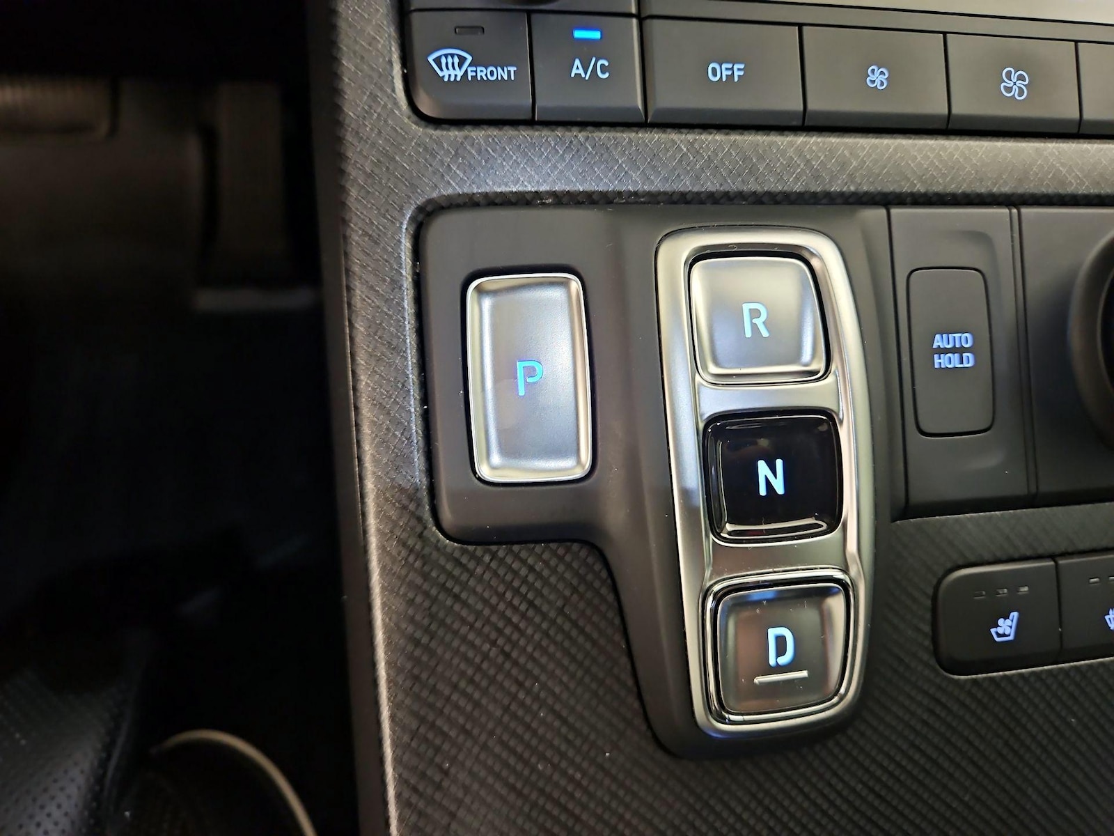 2023 Hyundai Palisade Limited - Photo 19