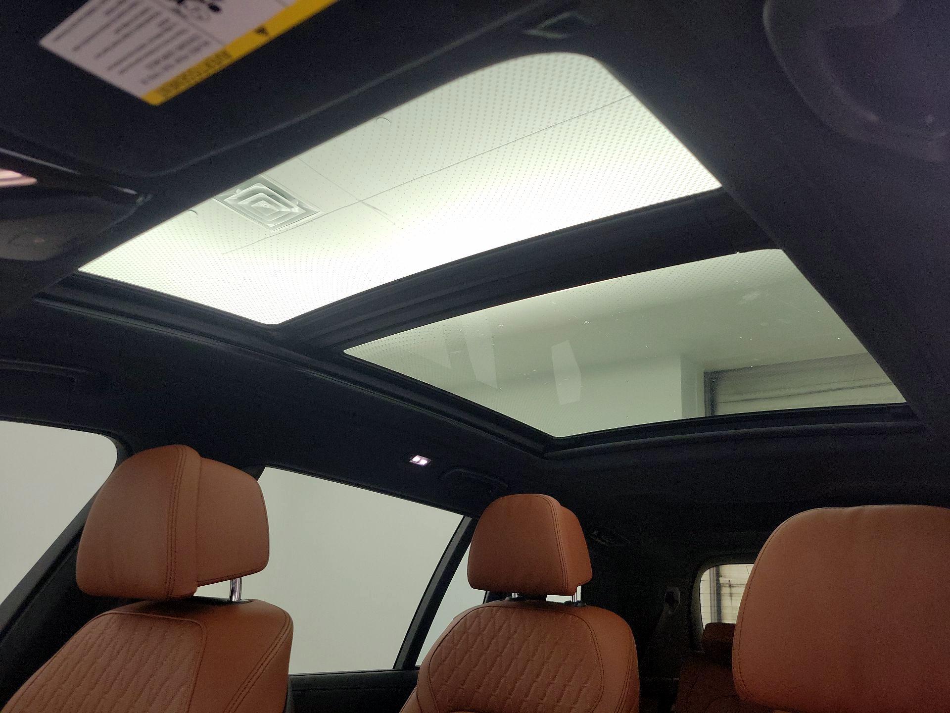 Thumbnail: 2021 BMW X7 - 19
