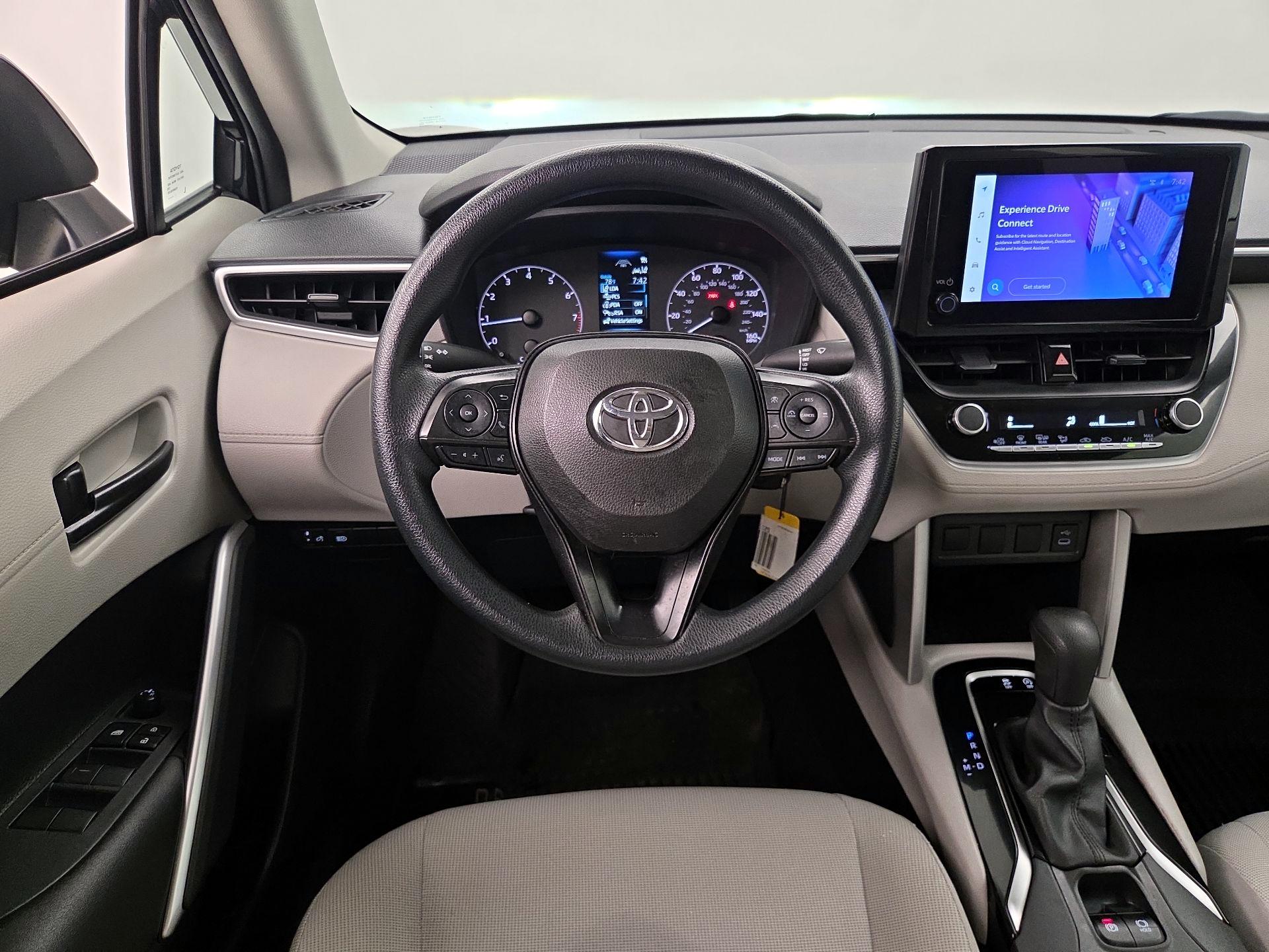 Thumbnail: 2023 Toyota Corolla Cross - 10