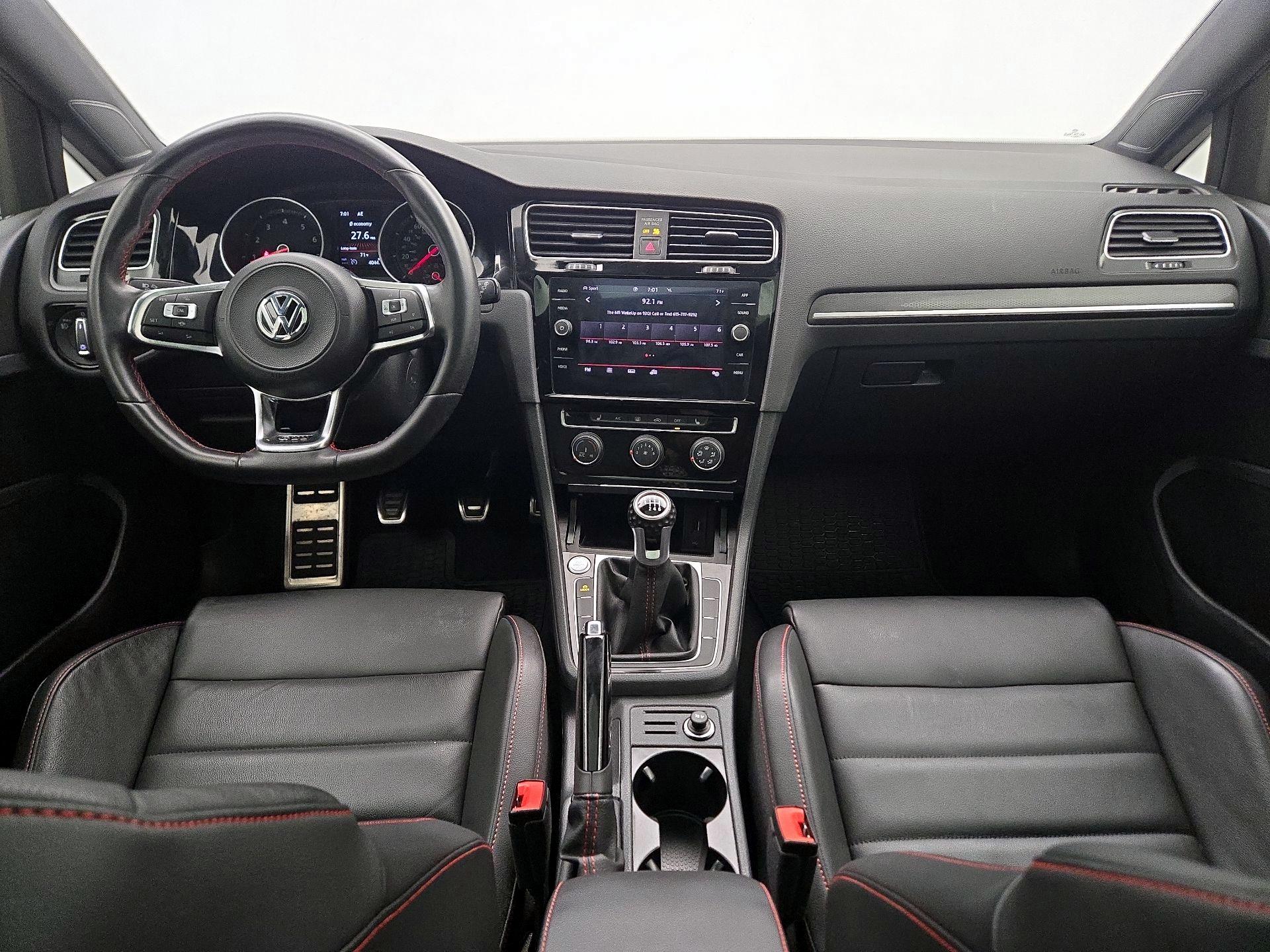 Thumbnail: 2020 Volkswagen Golf - 9