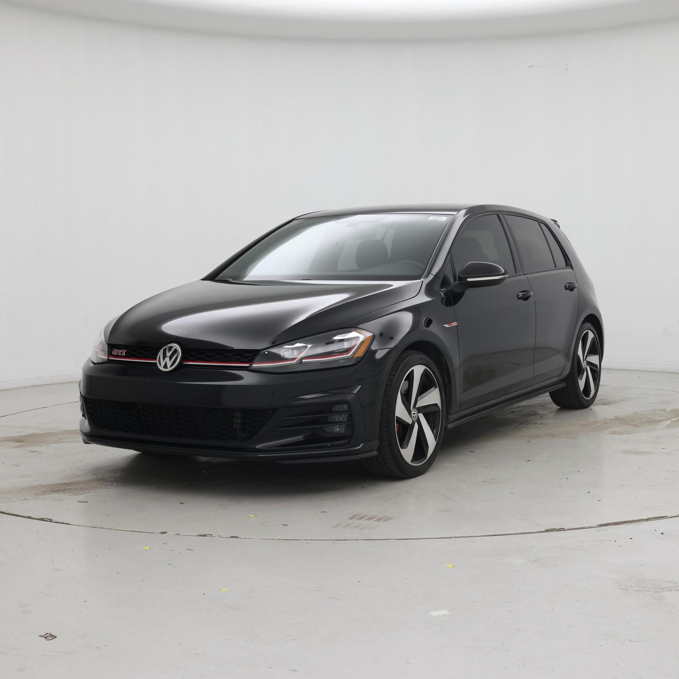 Thumbnail: 2020 Volkswagen Golf - 4