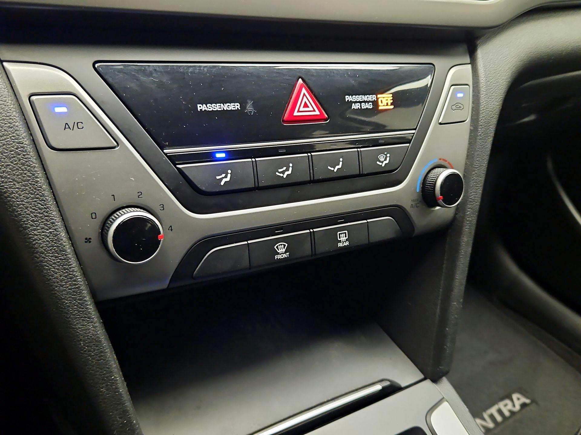 Thumbnail: 2018 Hyundai Elantra - 16