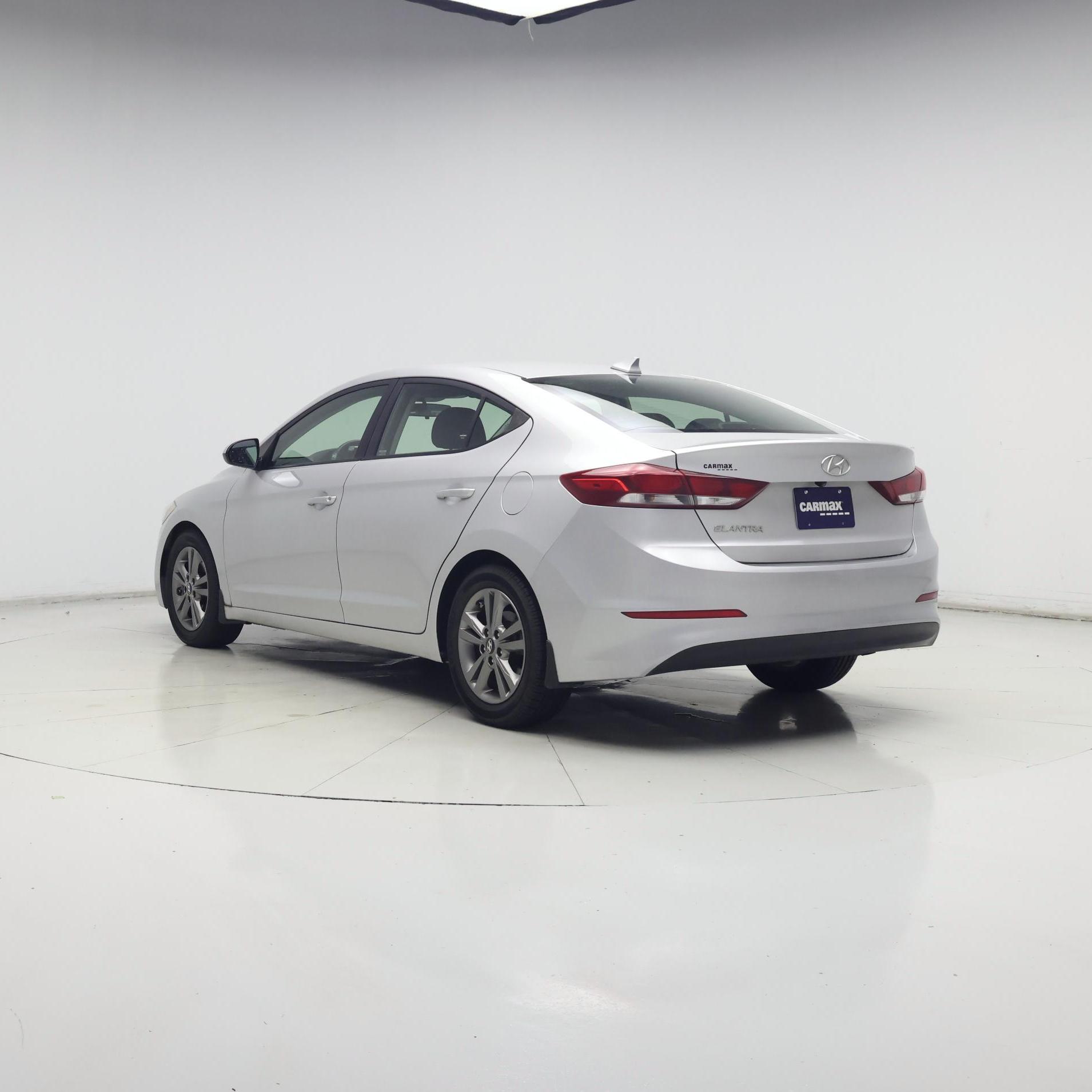 Thumbnail: 2018 Hyundai Elantra - 2
