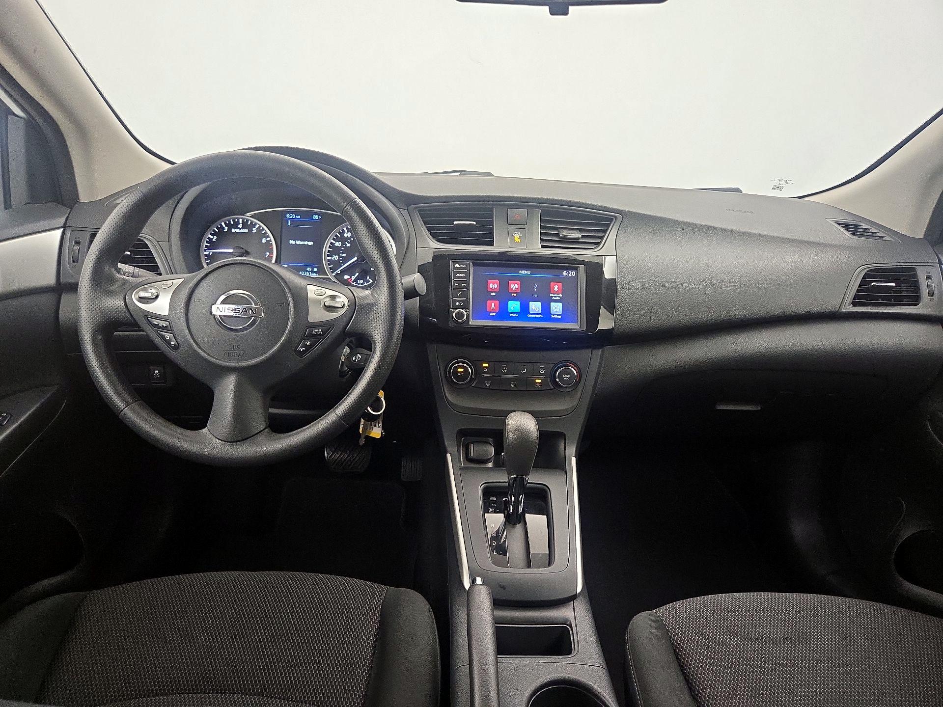 Thumbnail: 2019 Nissan Sentra - 9