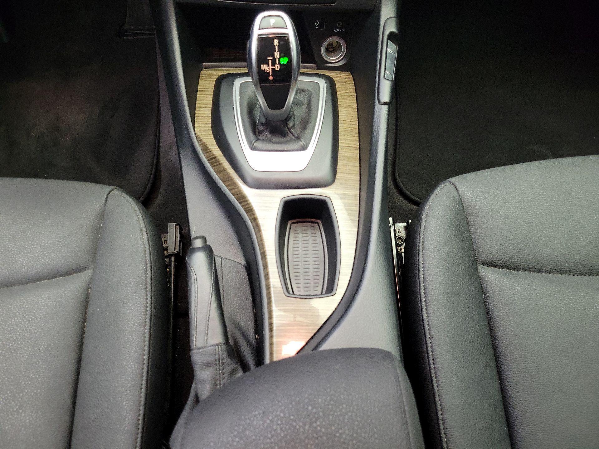 Thumbnail: 2015 BMW X1 - 14