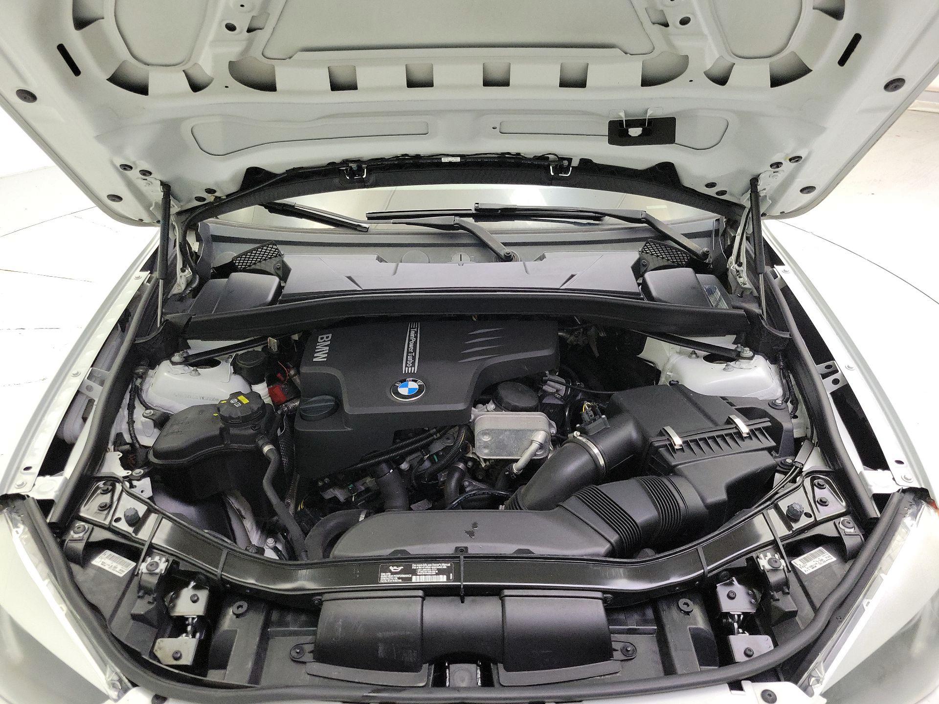 Thumbnail: 2015 BMW X1 - 18