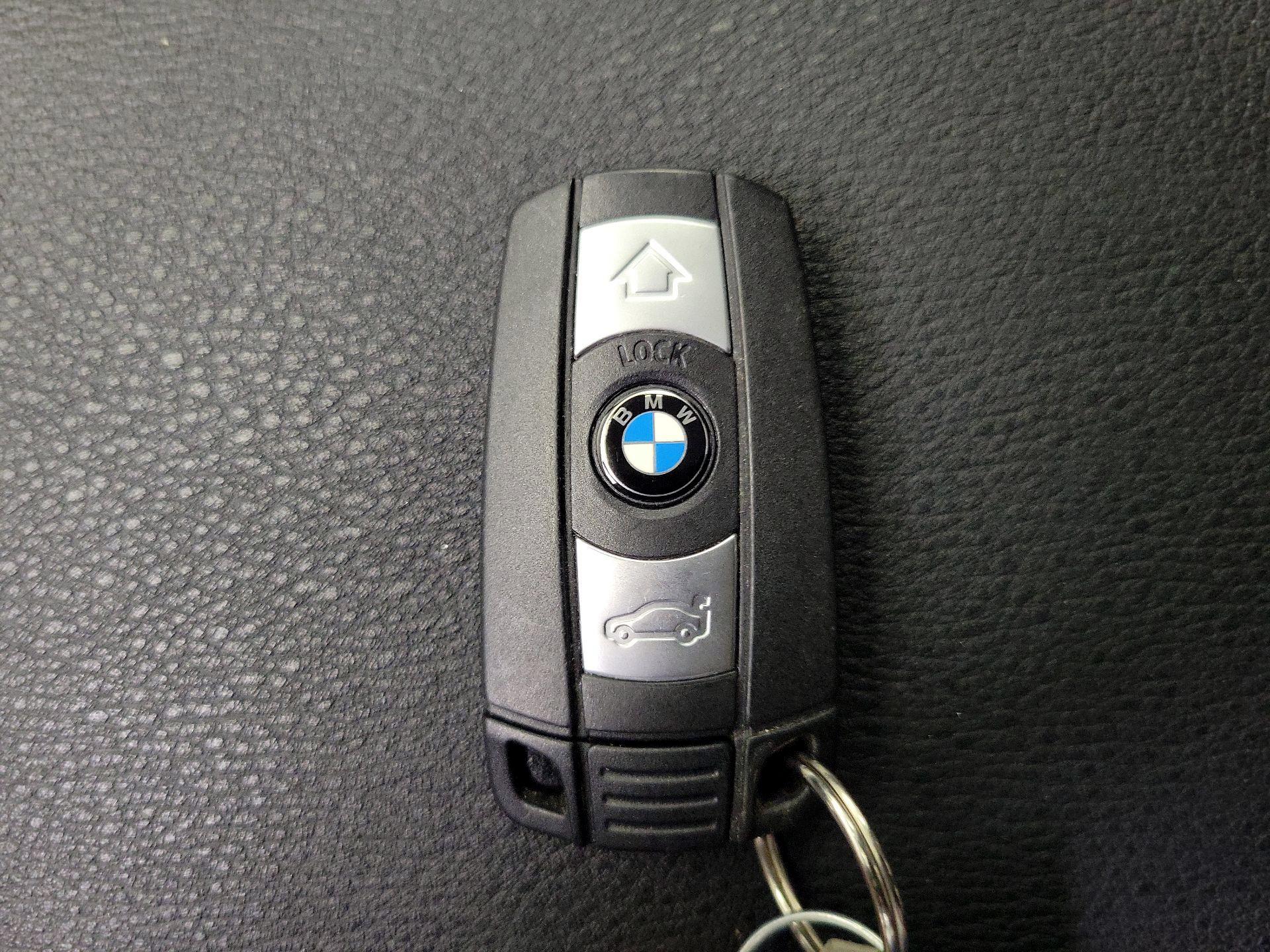 Thumbnail: 2015 BMW X1 - 19