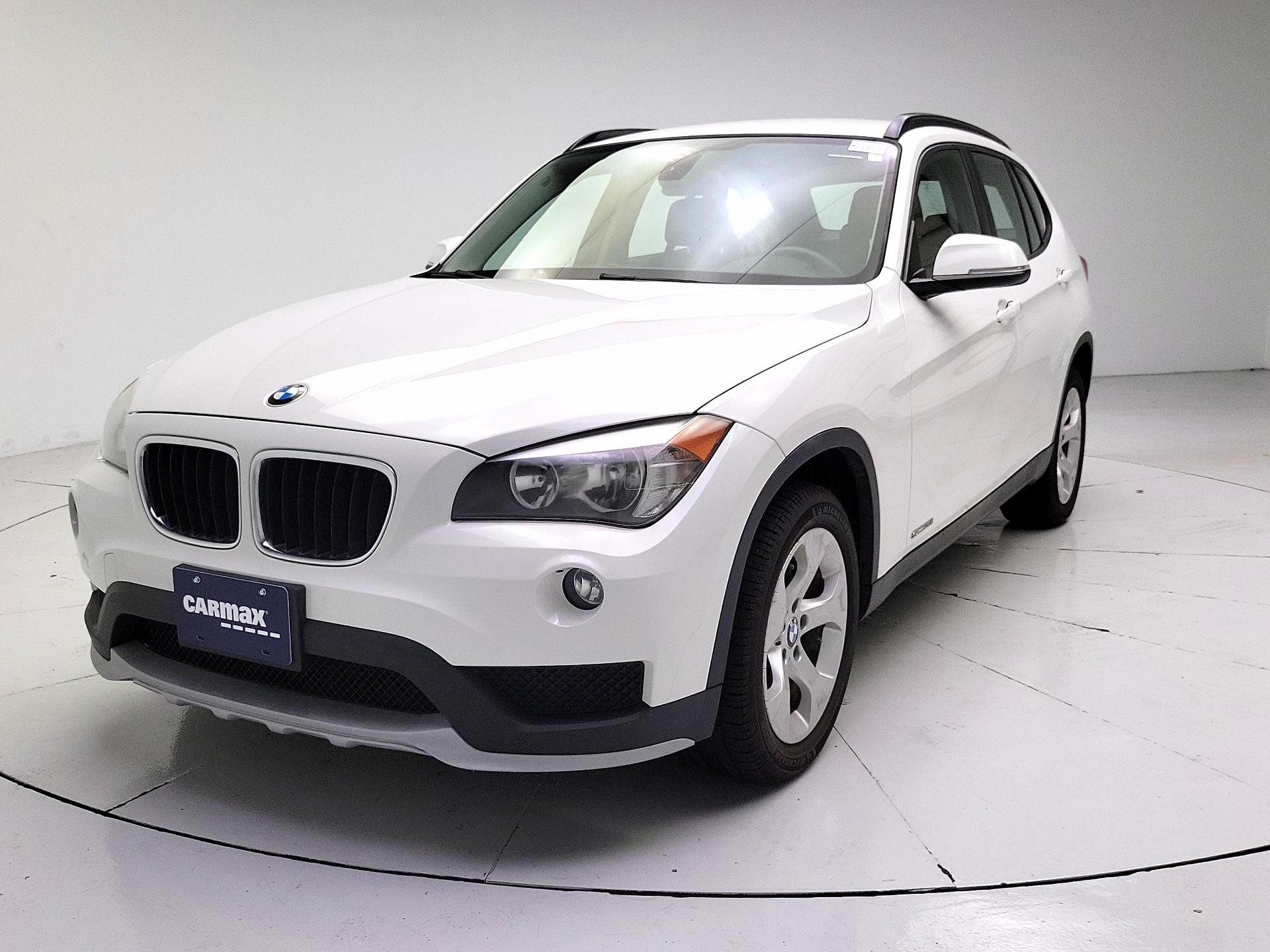 Thumbnail: 2015 BMW X1 - 3