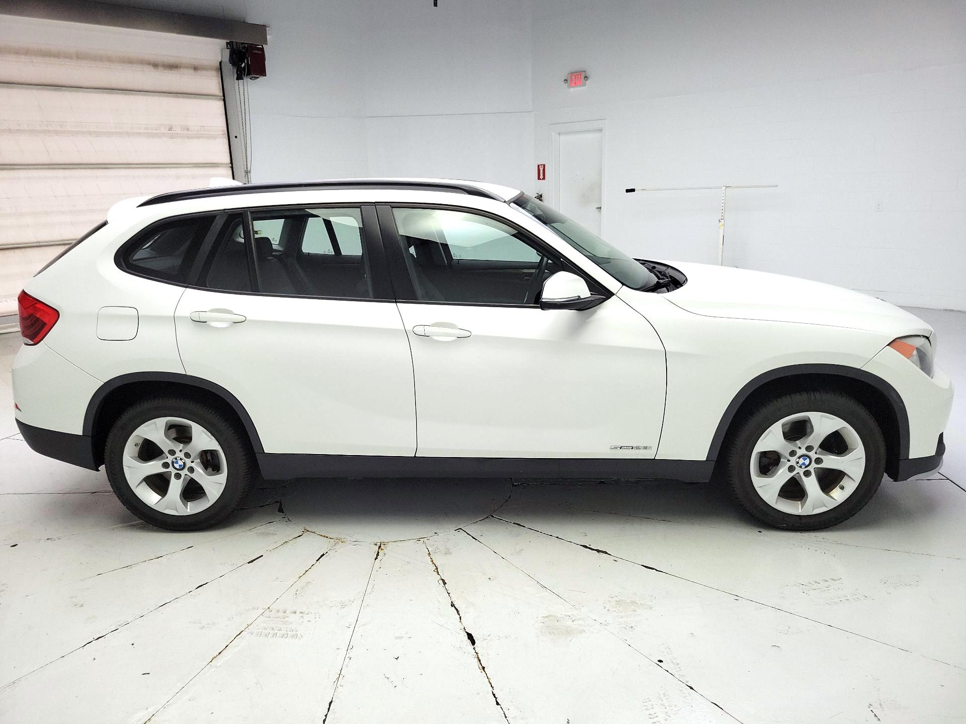 Thumbnail: 2015 BMW X1 - 4