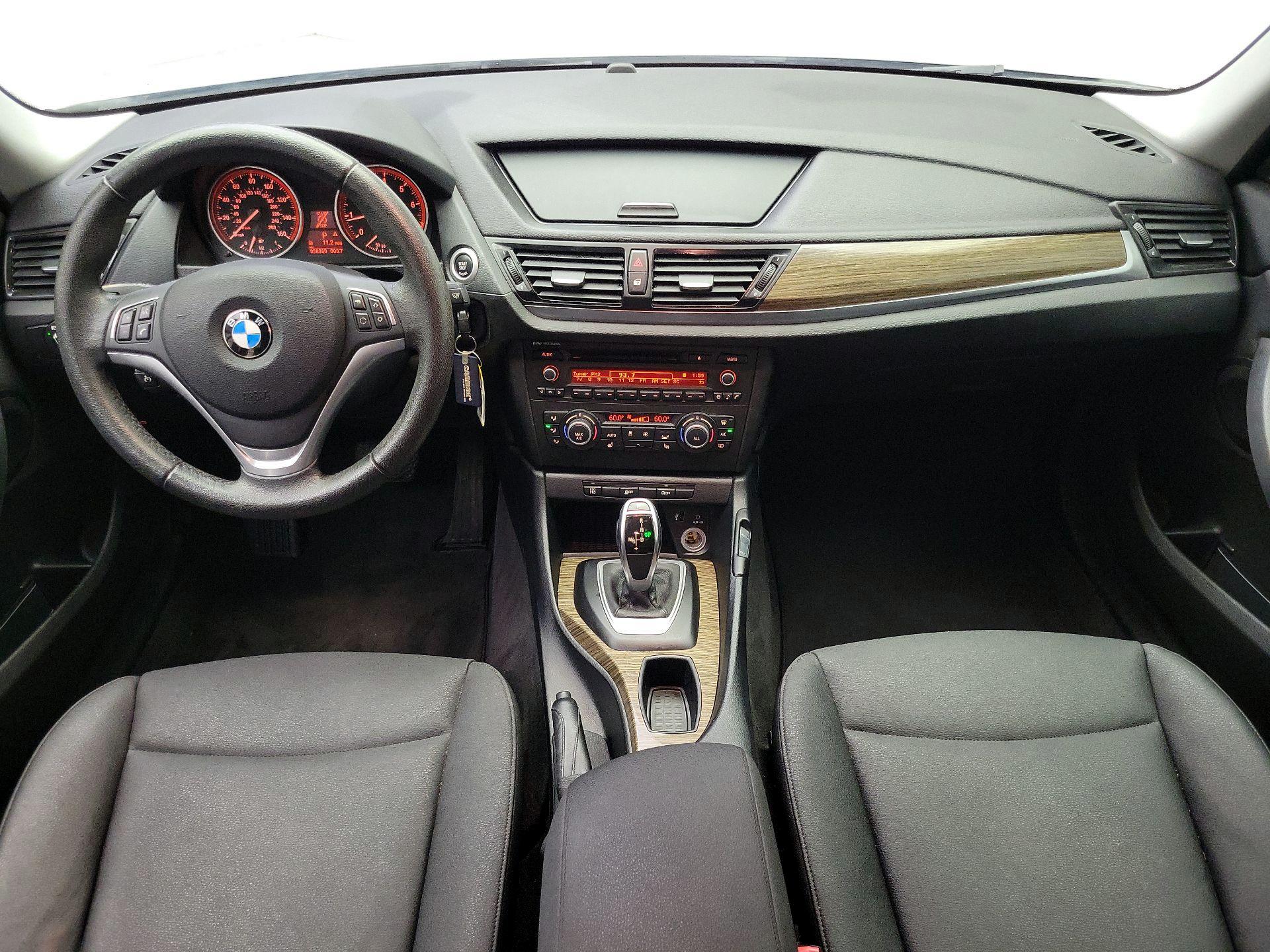 Thumbnail: 2015 BMW X1 - 8
