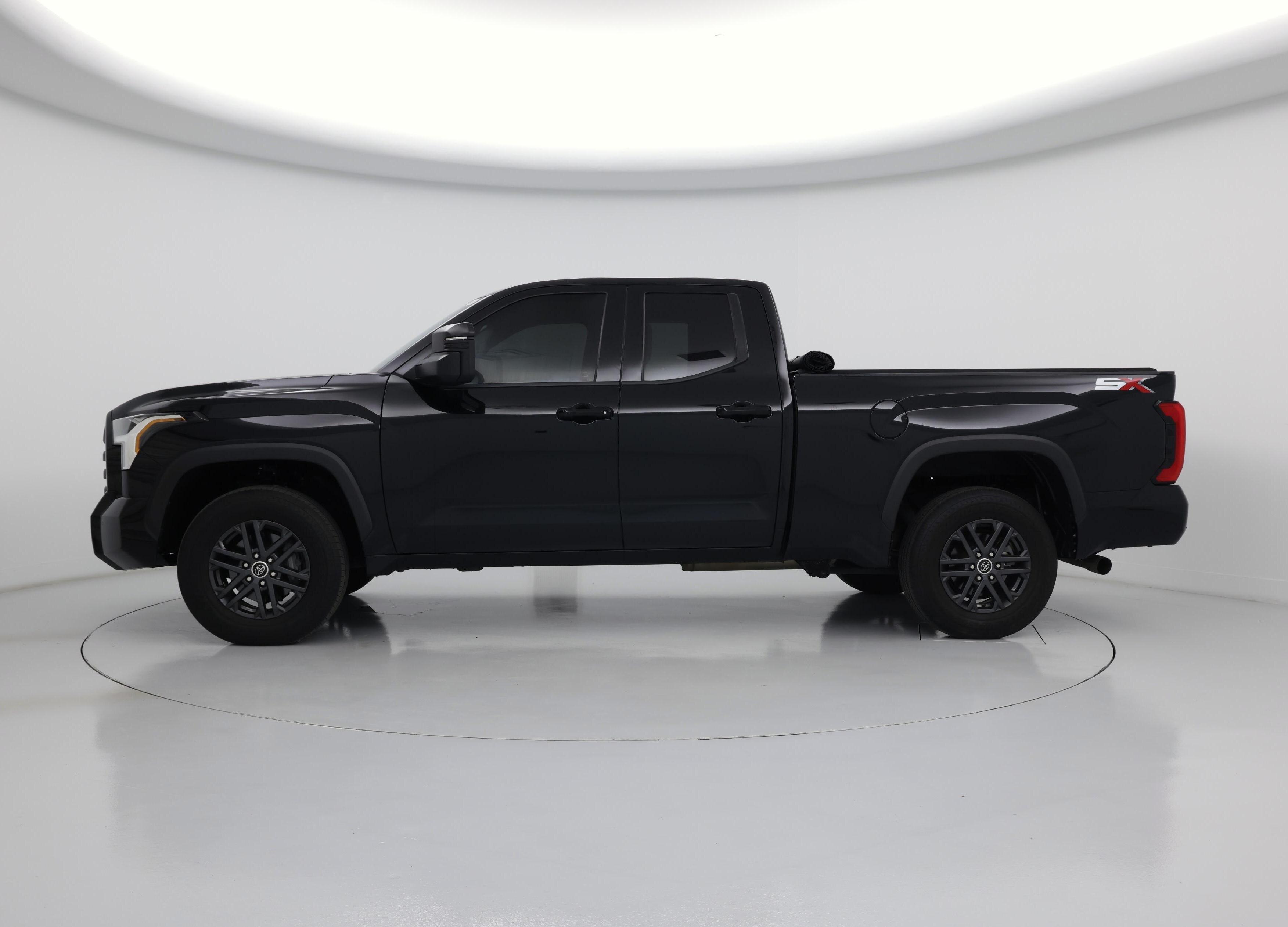 Thumbnail: 2023 Toyota Tundra - 3