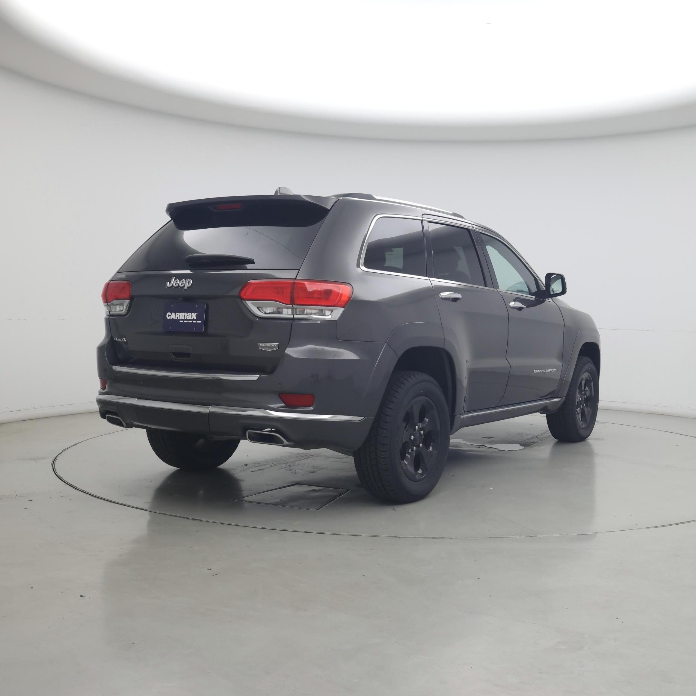 Thumbnail: 2015 Jeep Grand Cherokee - 8