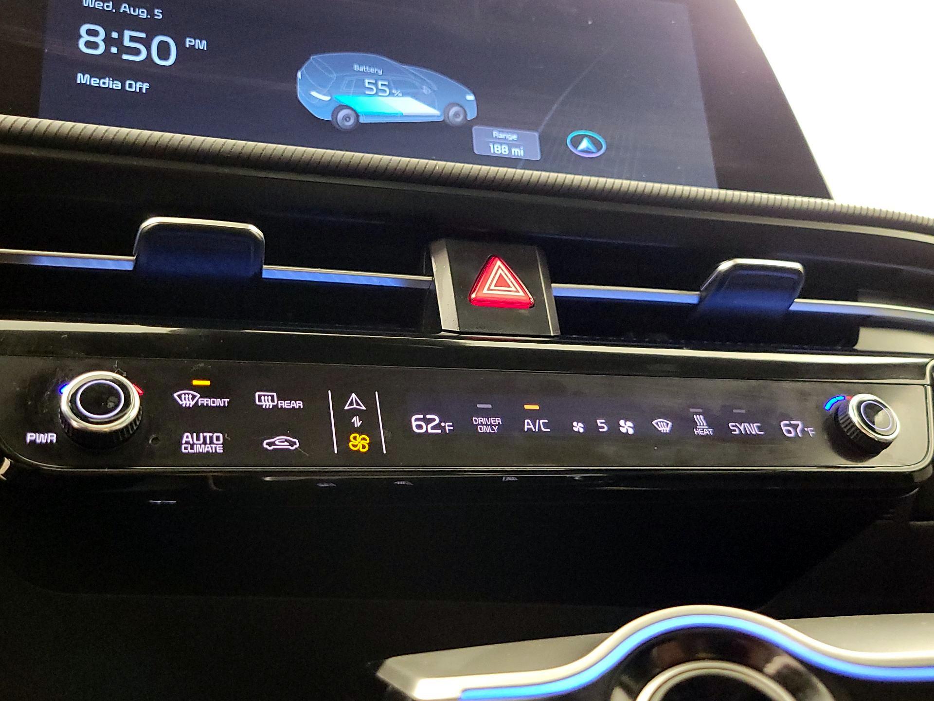 Thumbnail: 2024 Kia EV6 - 17