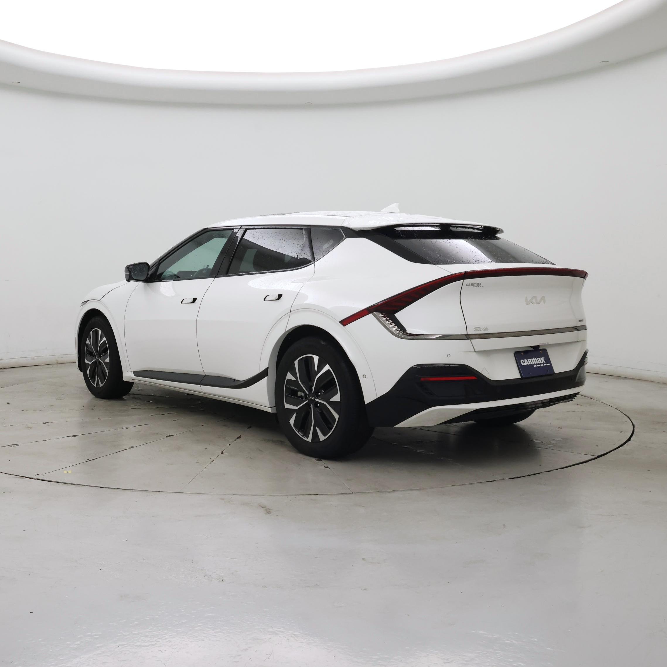 Thumbnail: 2024 Kia EV6 - 2