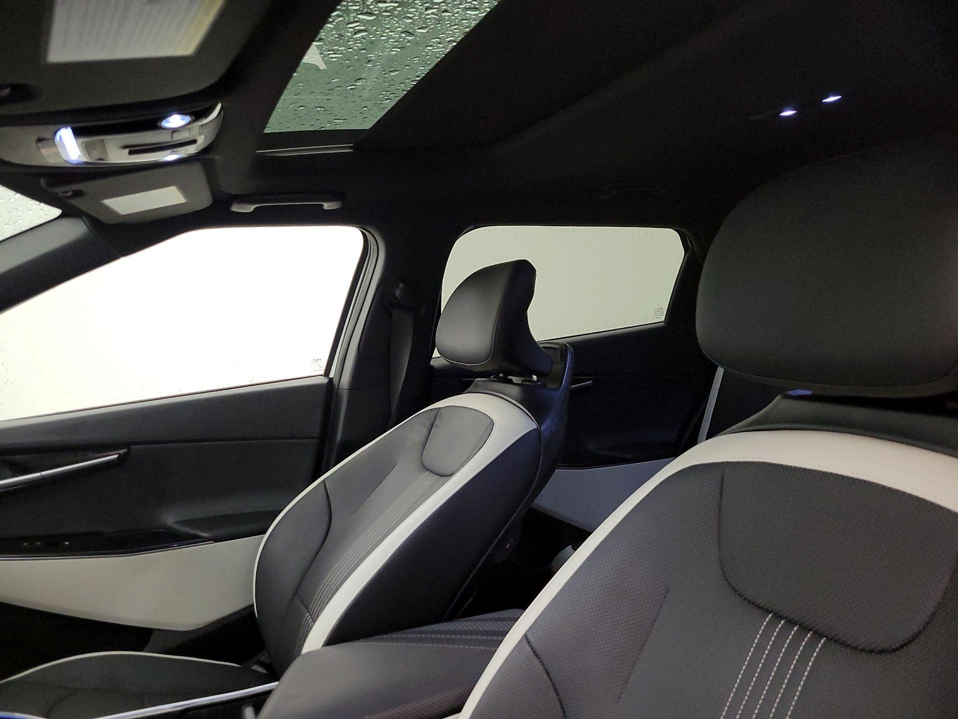 Thumbnail: 2024 Kia EV6 - 20