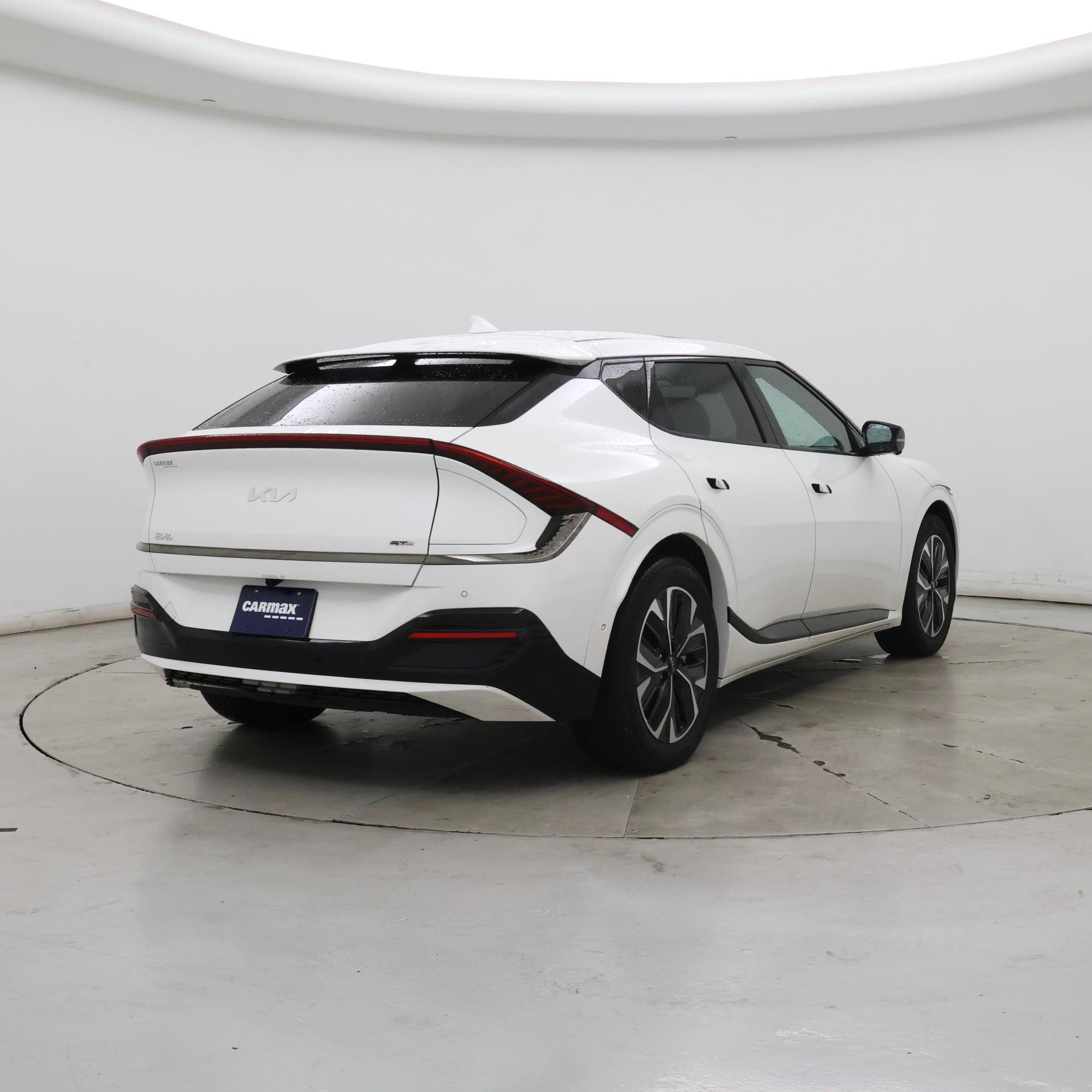 Thumbnail: 2024 Kia EV6 - 8