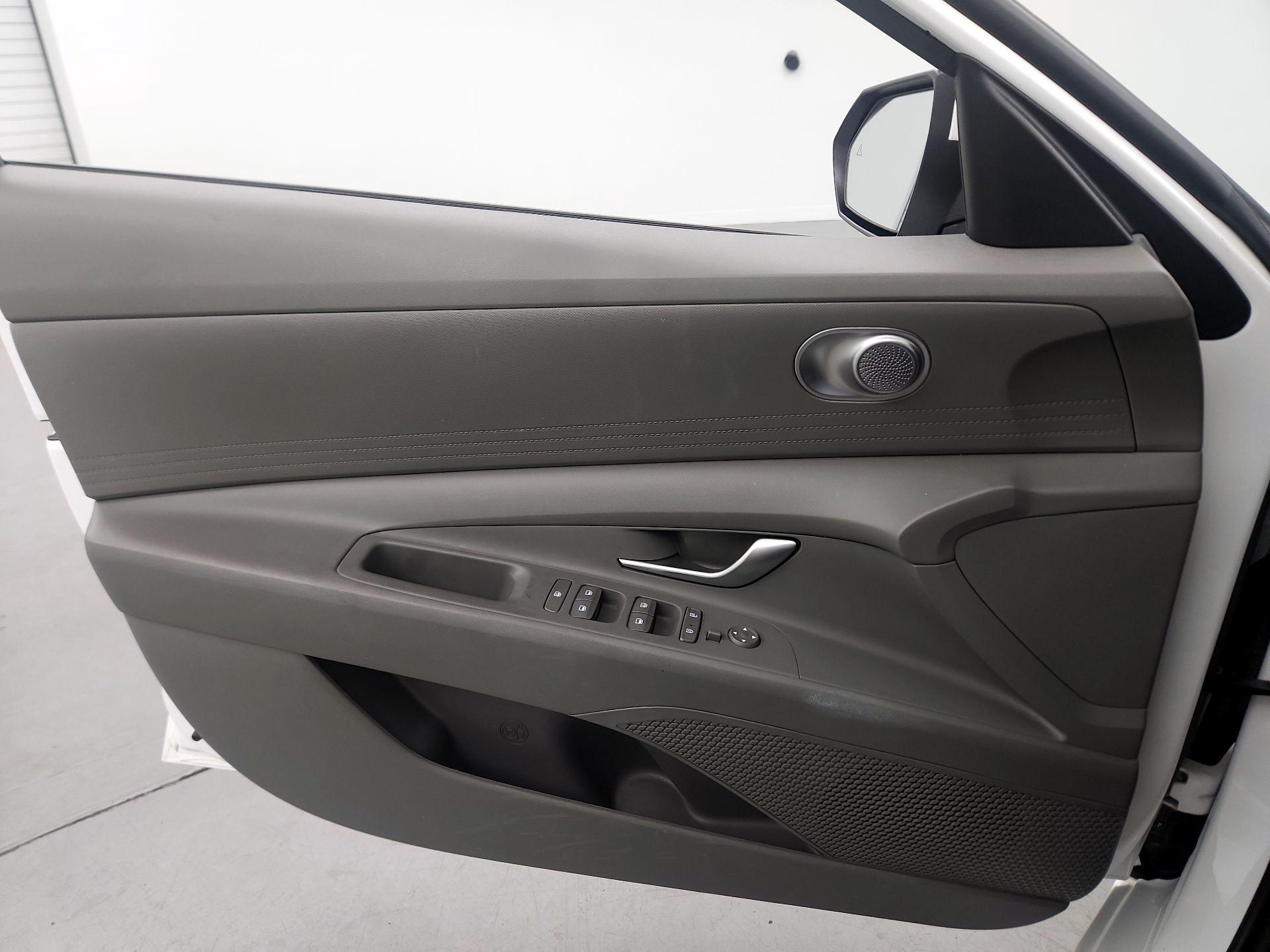 Thumbnail: 2023 Hyundai Elantra - 12
