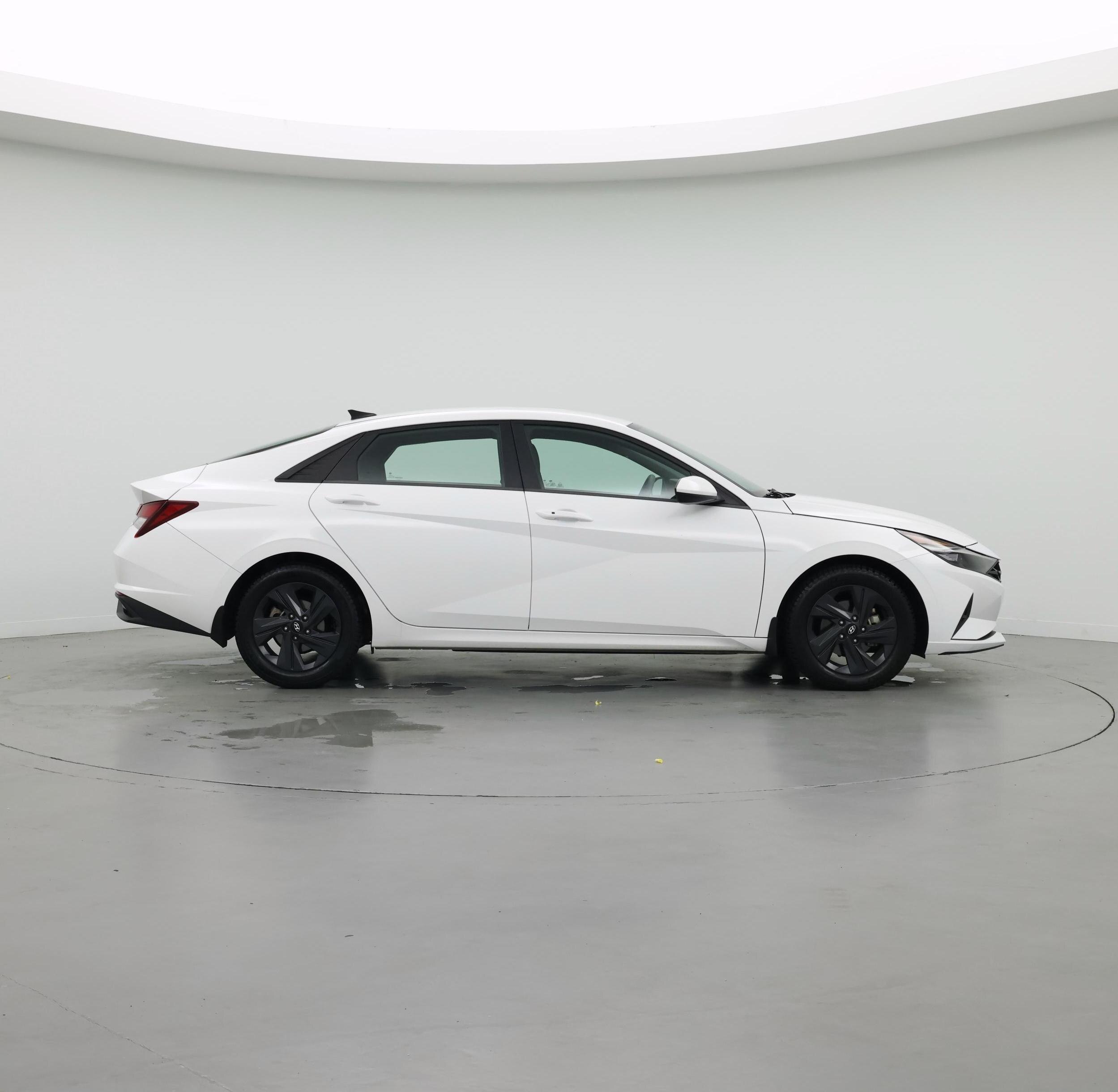 Thumbnail: 2023 Hyundai Elantra - 7