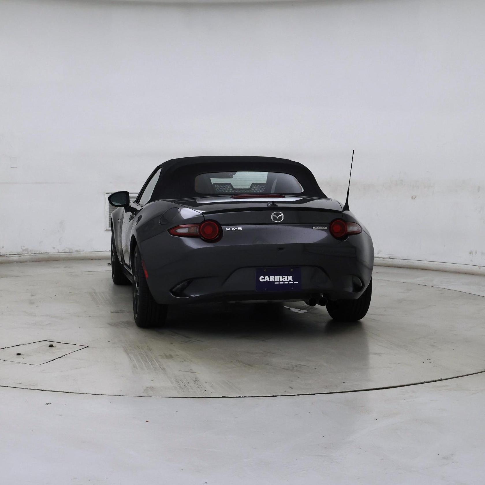 Thumbnail: 2023 Mazda MX-5 Miata - 6