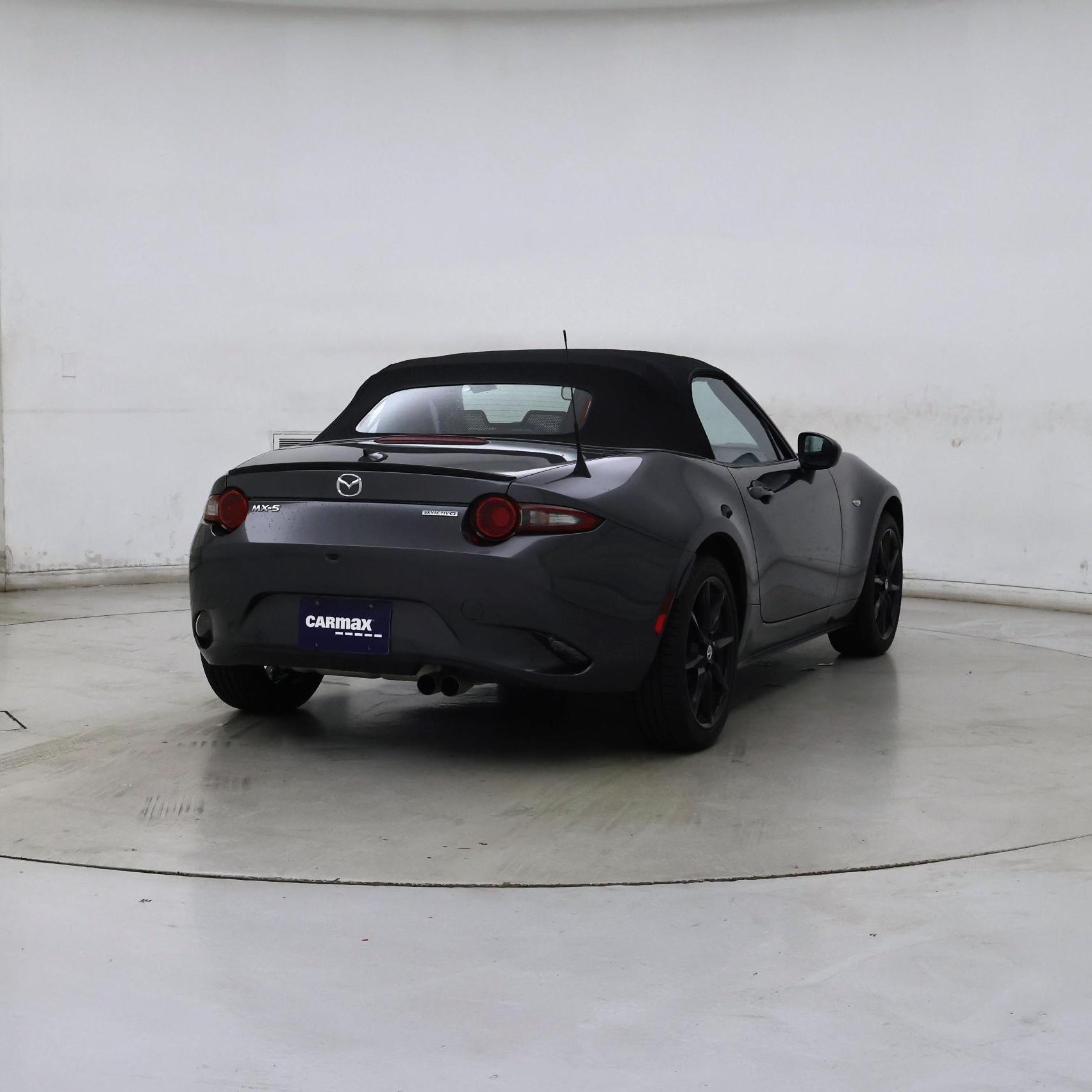 Thumbnail: 2023 Mazda MX-5 Miata - 8