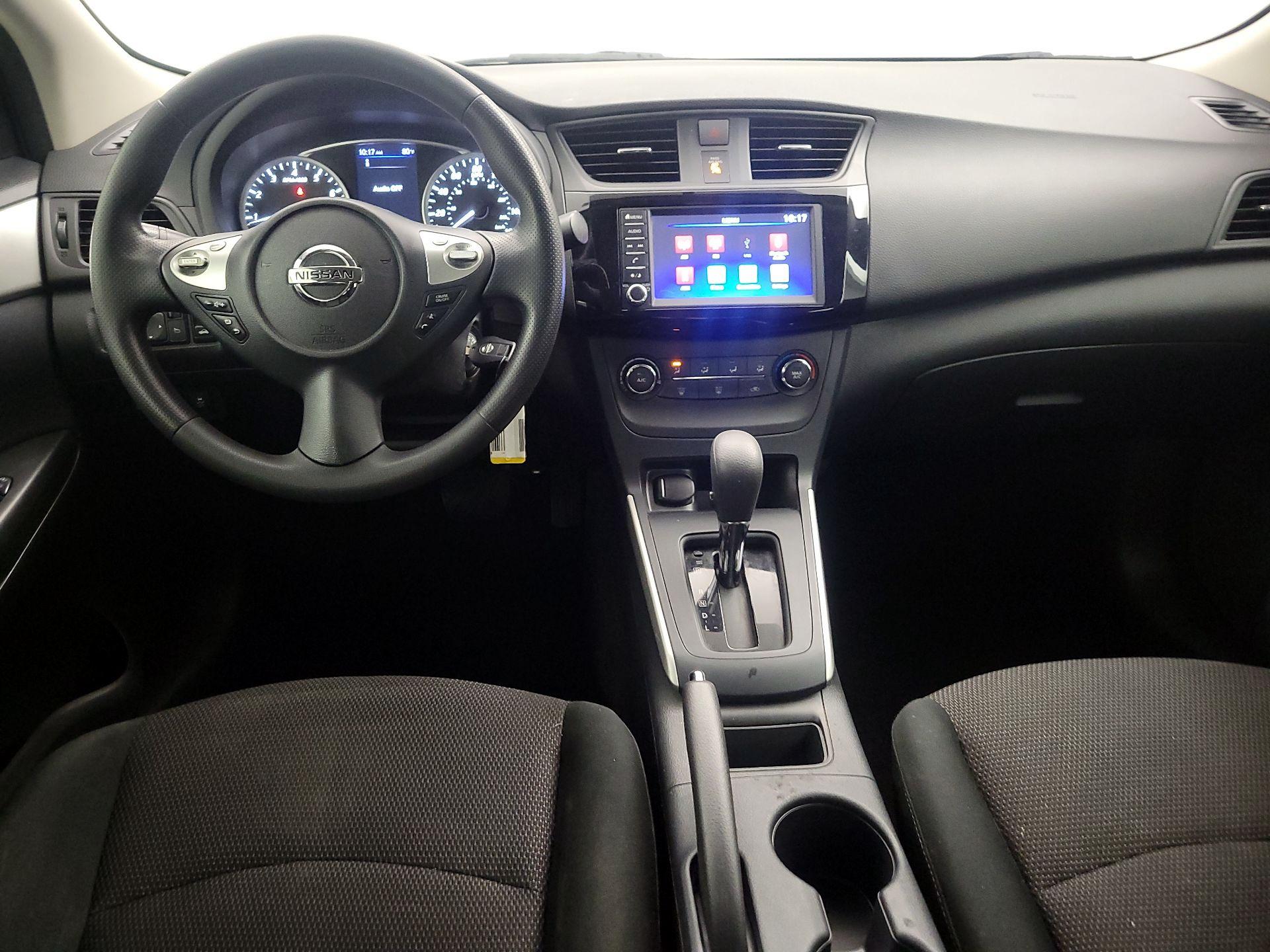 Thumbnail: 2019 Nissan Sentra - 9