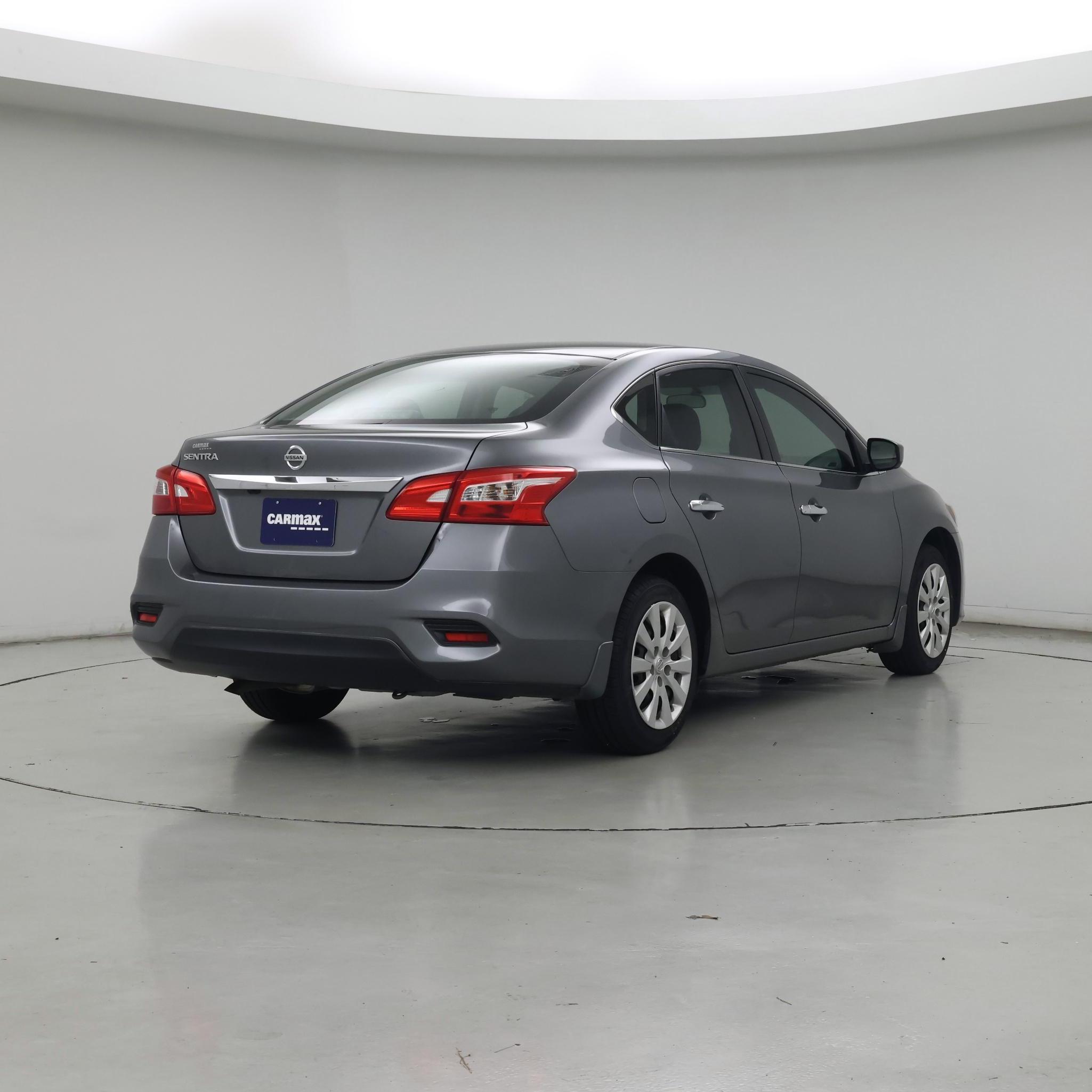 Thumbnail: 2019 Nissan Sentra - 8