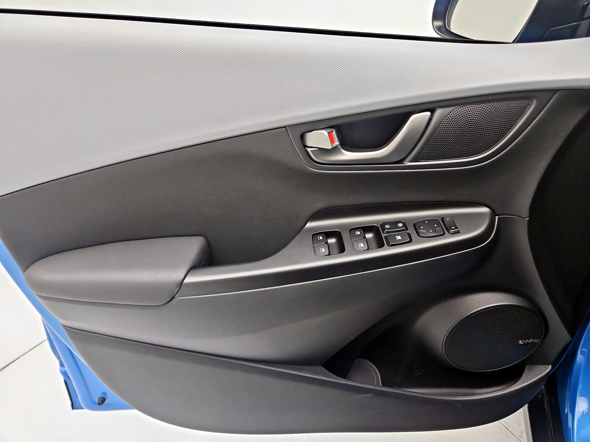 Thumbnail: 2020 Hyundai Kona - 12