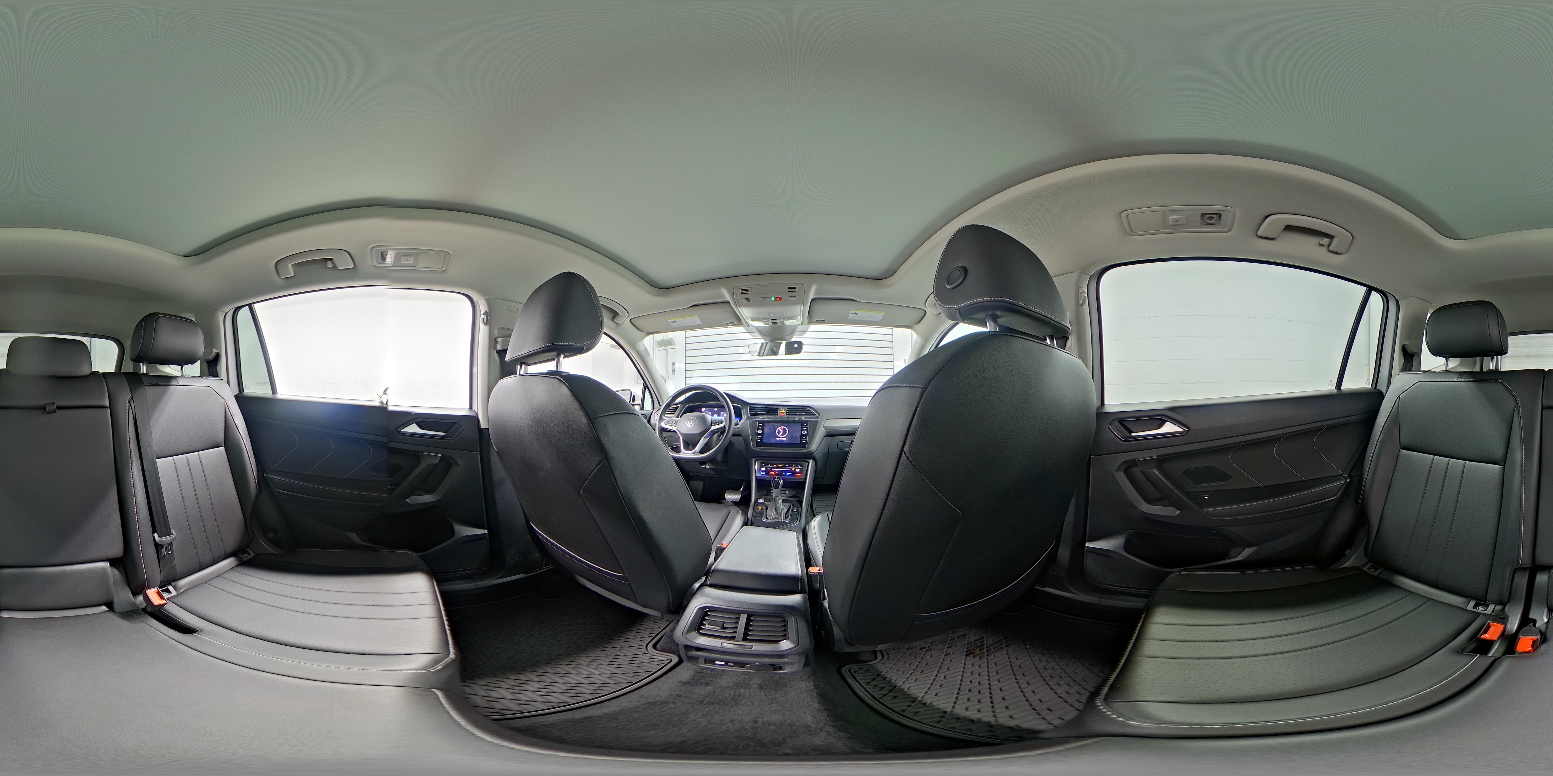 2022 Volkswagen Tiguan SE - Photo 21