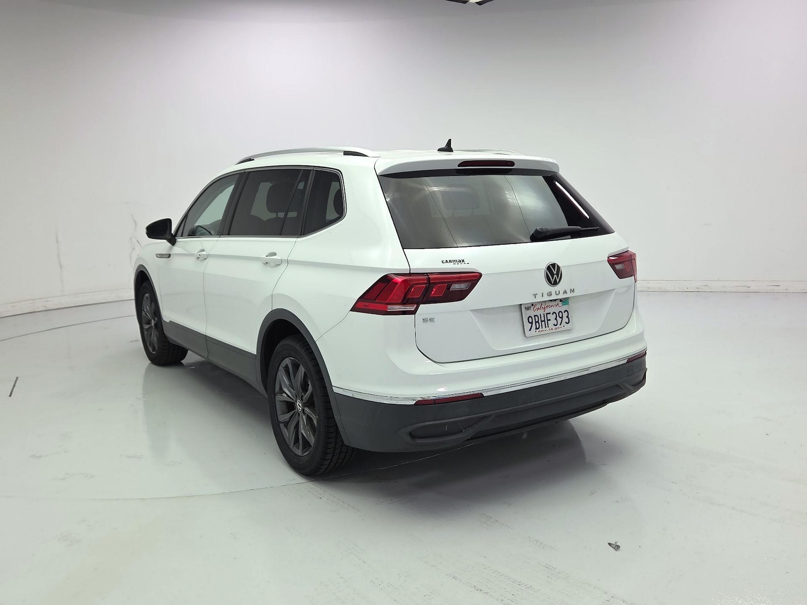 2022 Volkswagen Tiguan SE - Photo 7