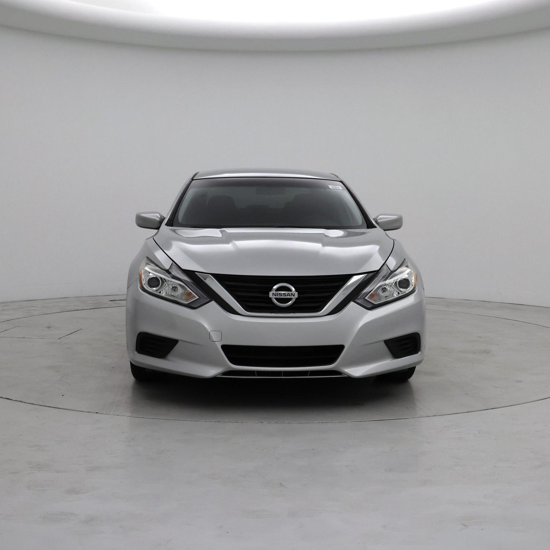 Thumbnail: 2016 Nissan Altima - 5