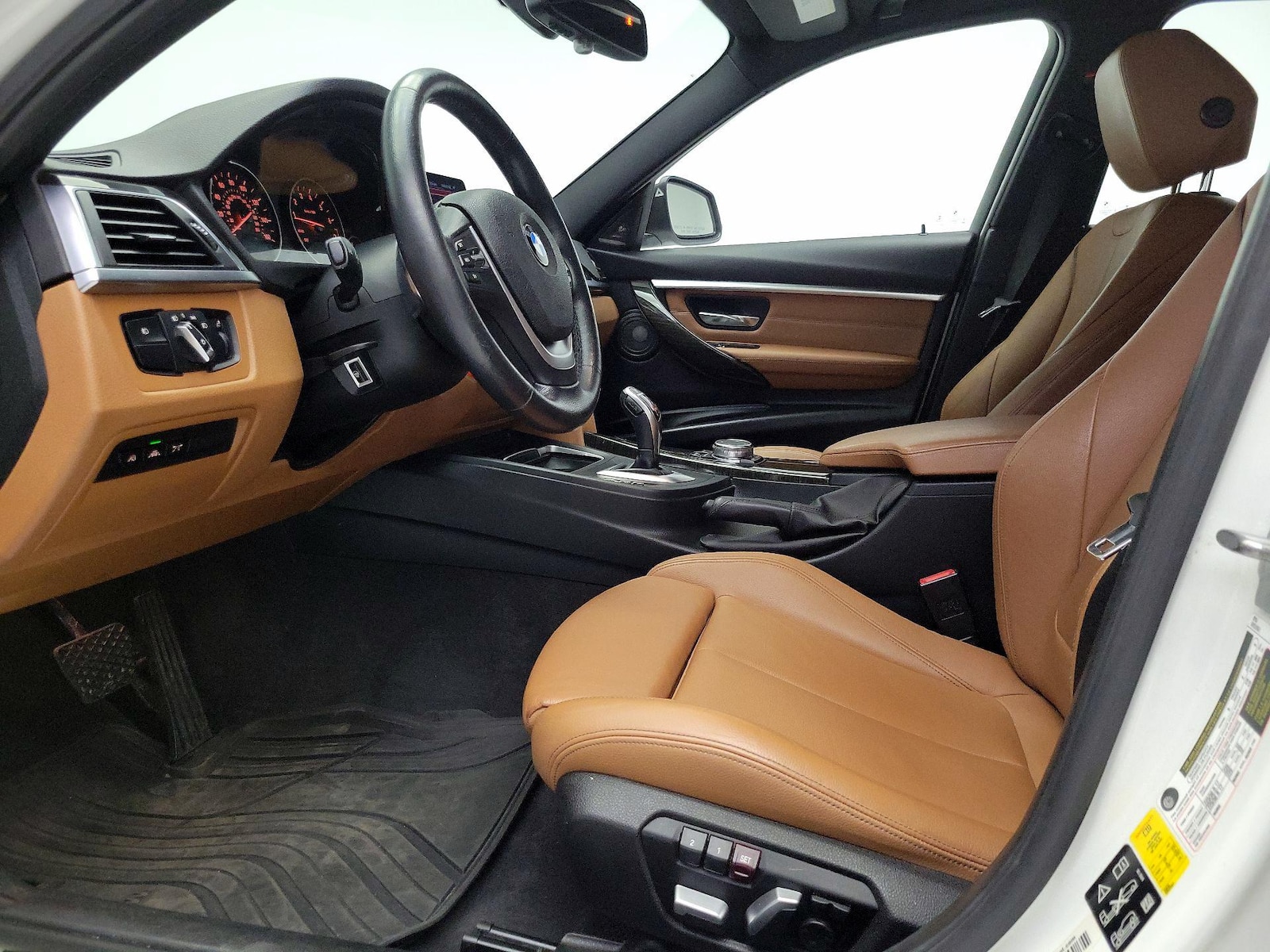 2016 BMW 3 Series 328i - Photo 12