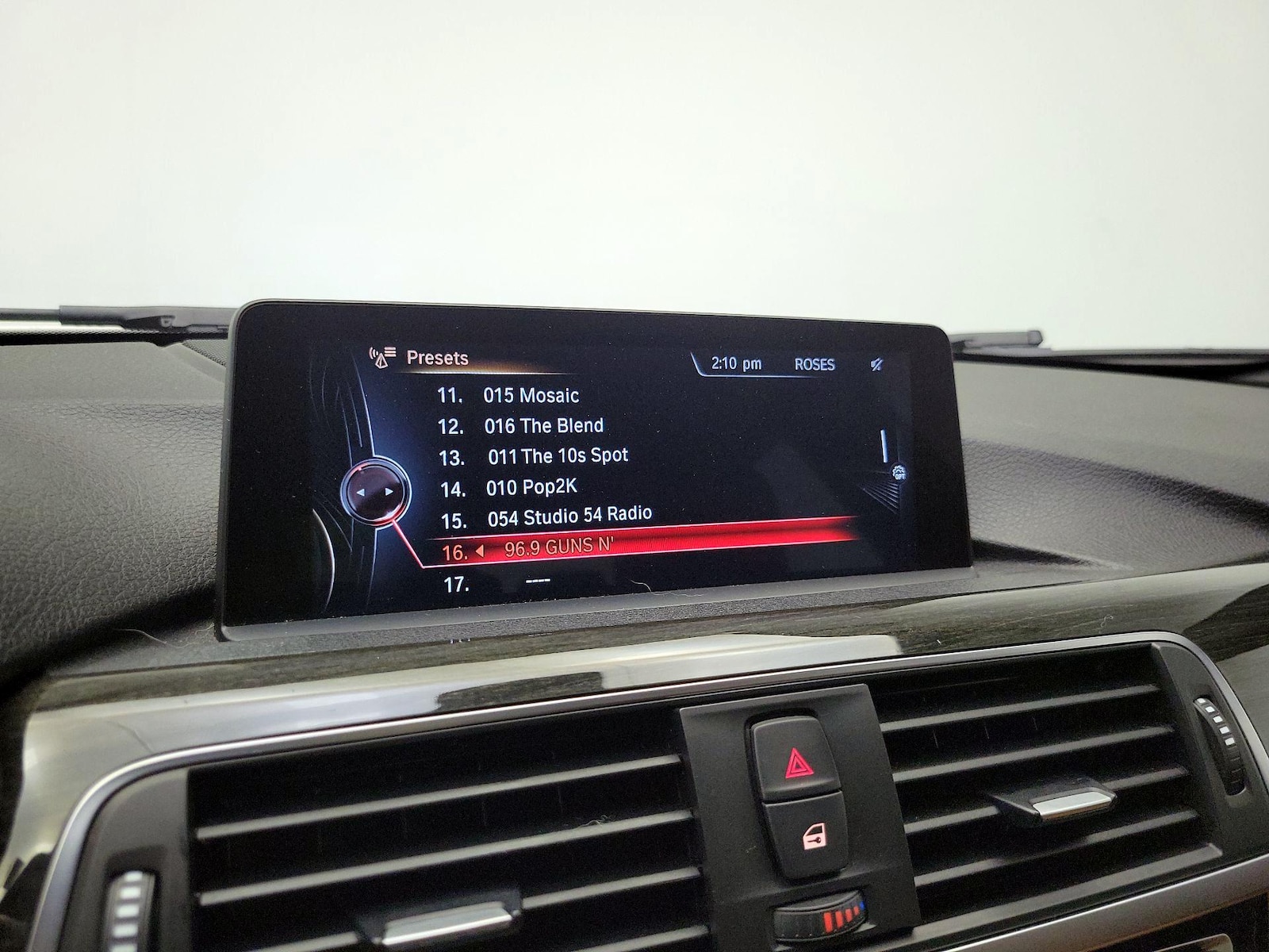 2016 BMW 3 Series 328i - Photo 17