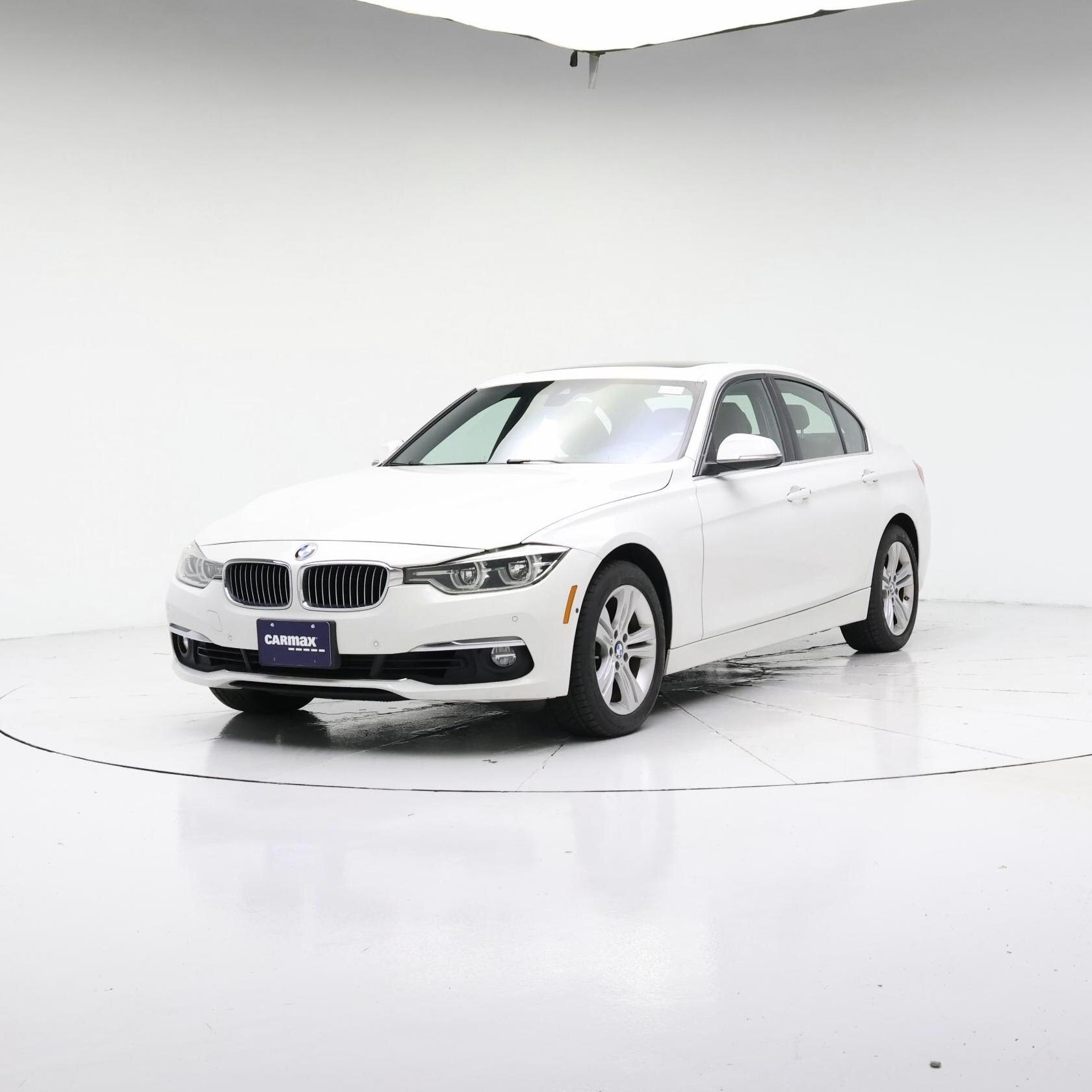 Thumbnail: 2016 BMW 3 Series - 4
