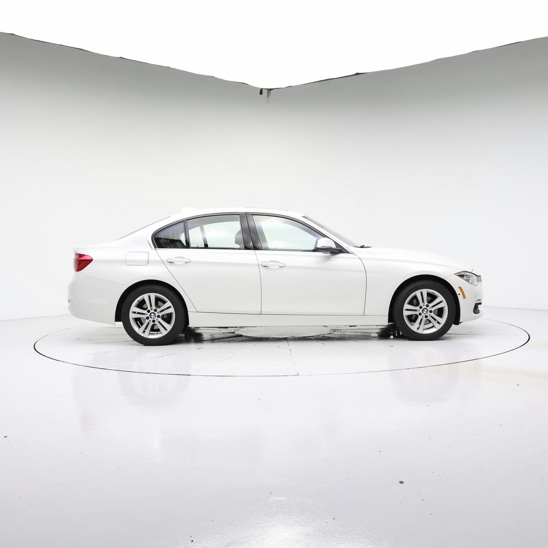 Thumbnail: 2016 BMW 3 Series - 7