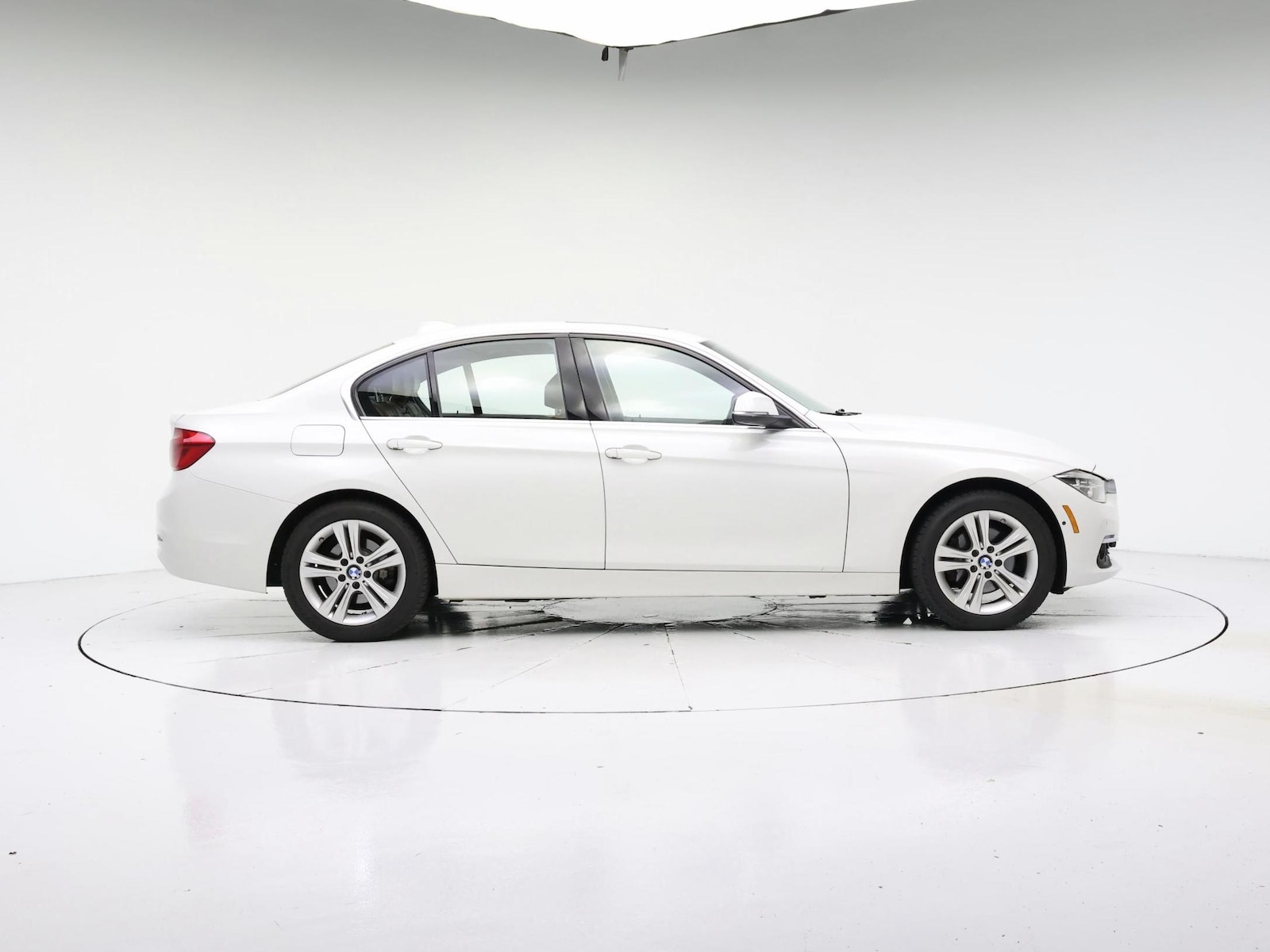 2016 BMW 3 Series 328i - Photo 8