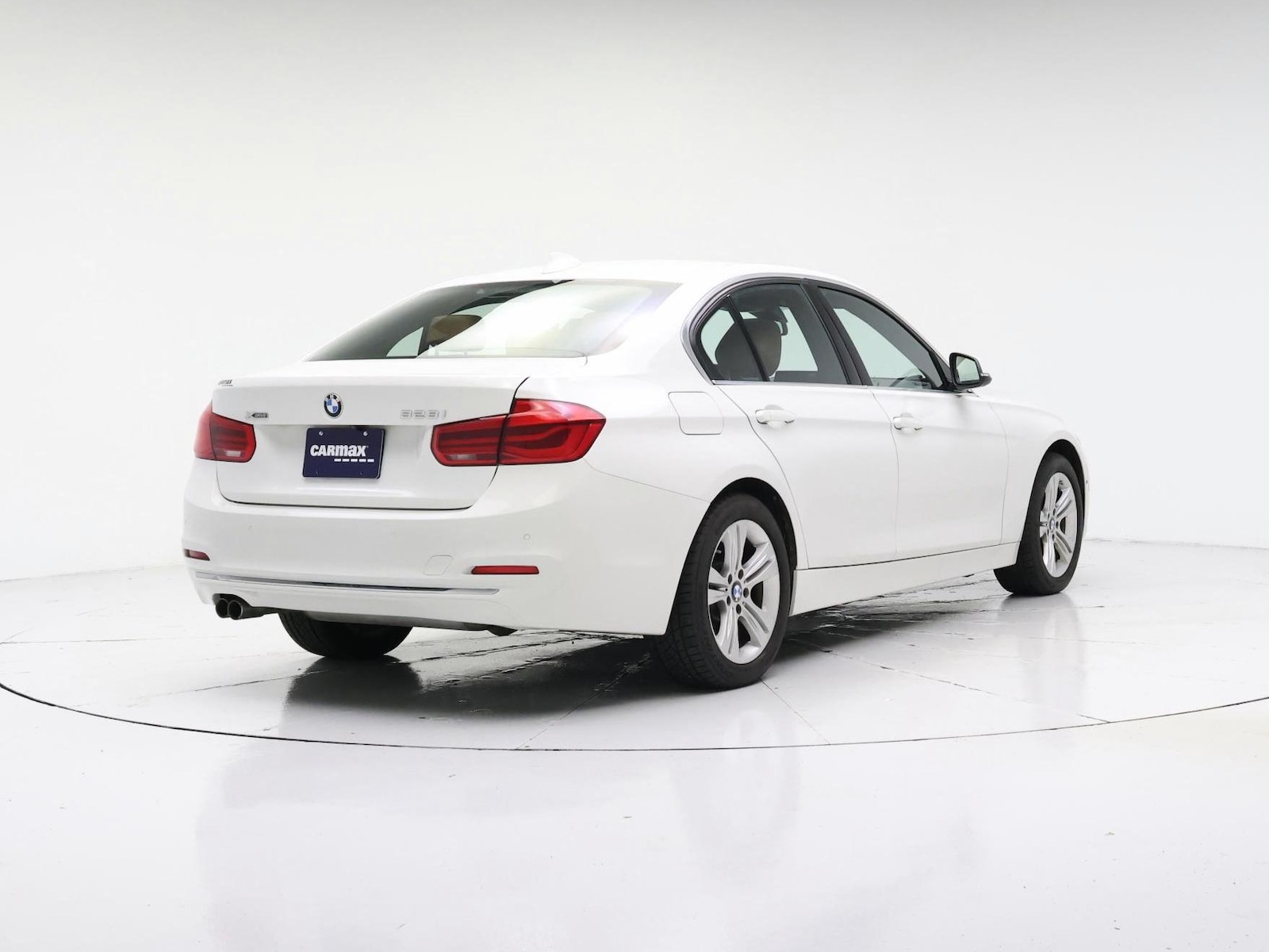 2016 BMW 3 Series 328i - Photo 9