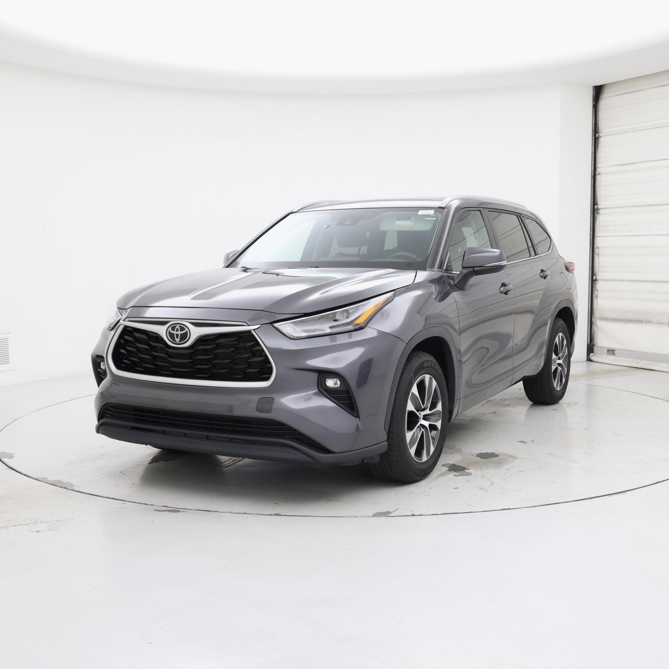 Thumbnail: 2024 Toyota Highlander - 4