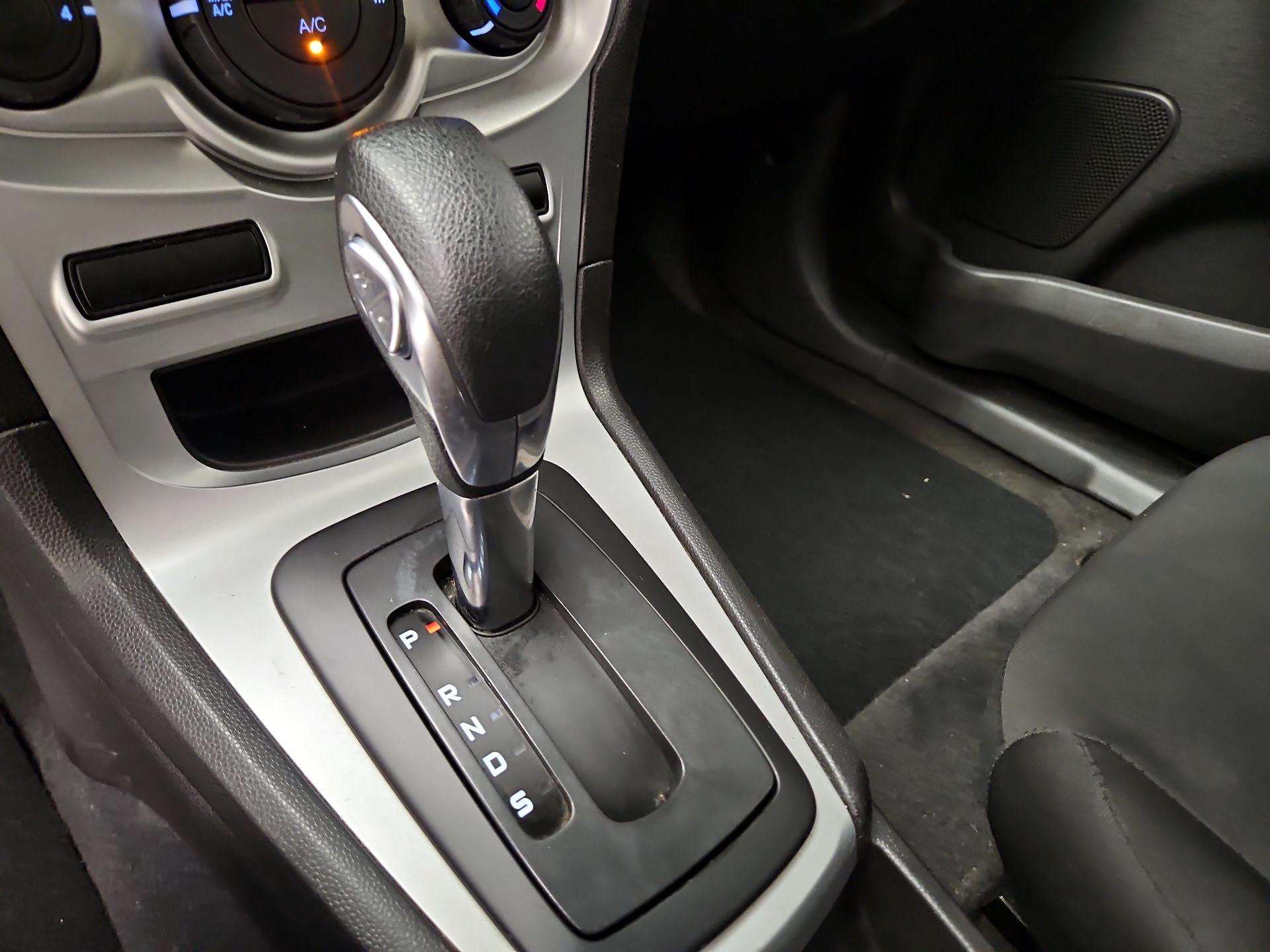 Thumbnail: 2018 Ford Fiesta - 17