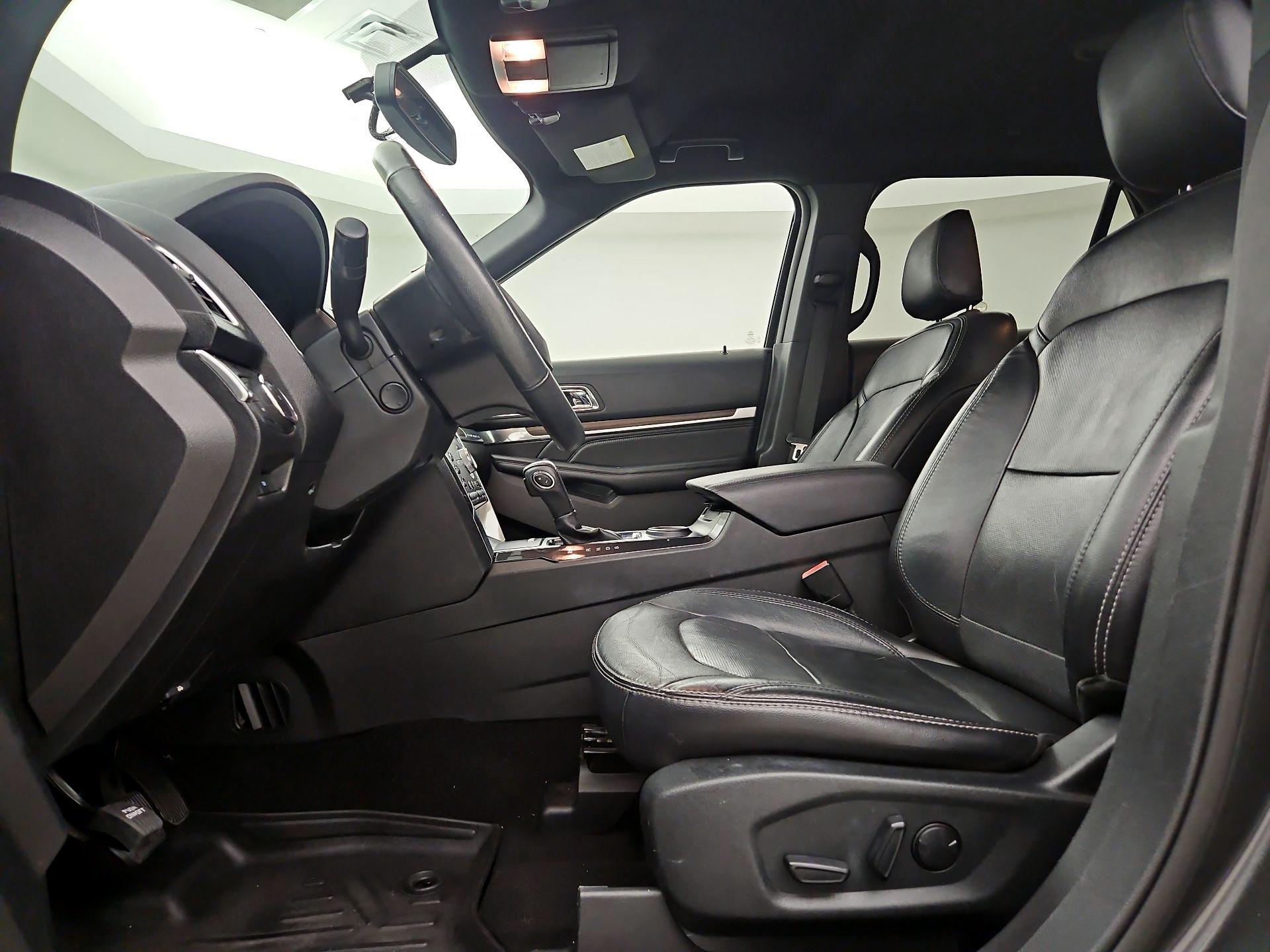 Thumbnail: 2019 Ford Explorer - 11