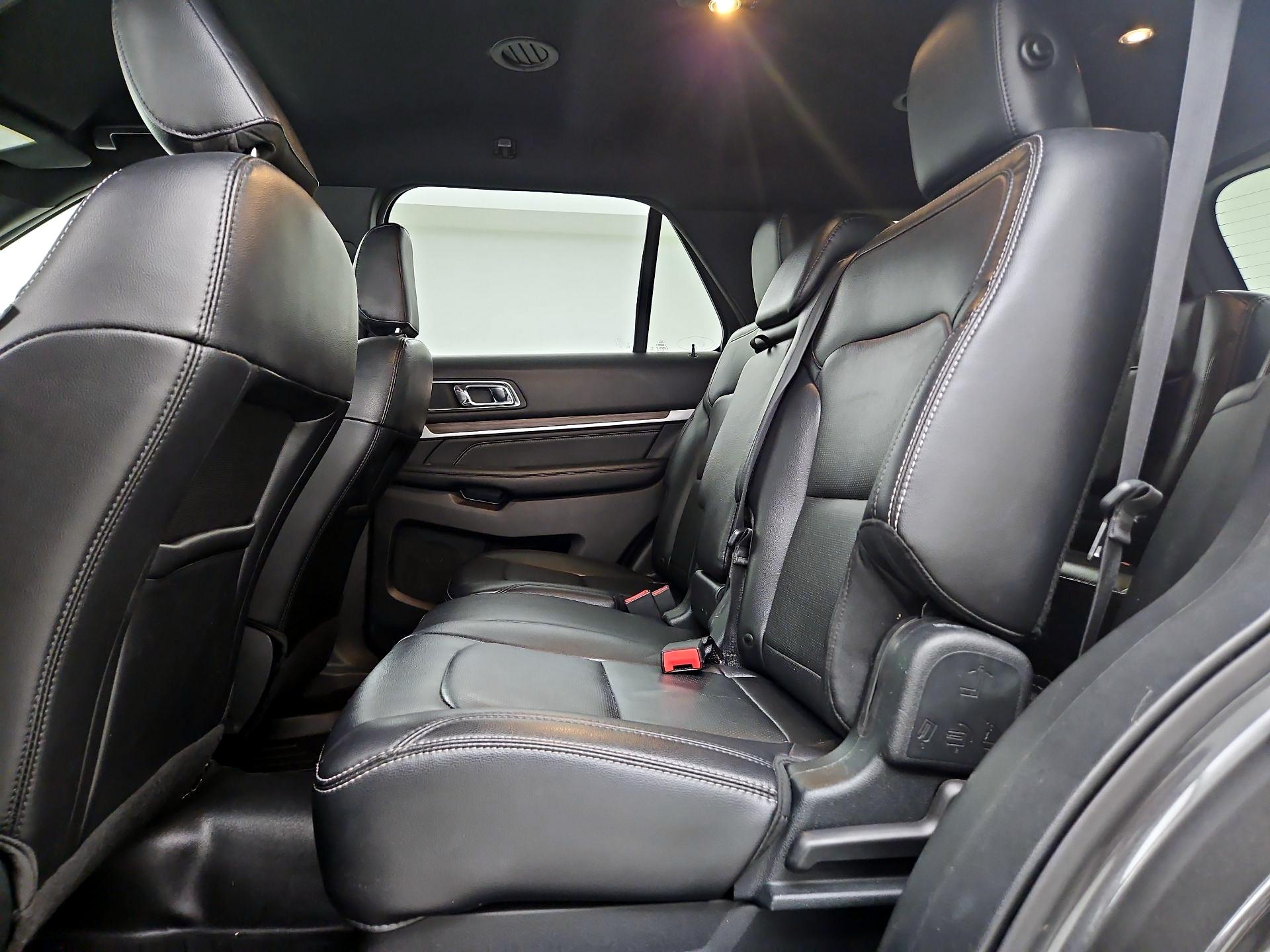 Thumbnail: 2019 Ford Explorer - 20