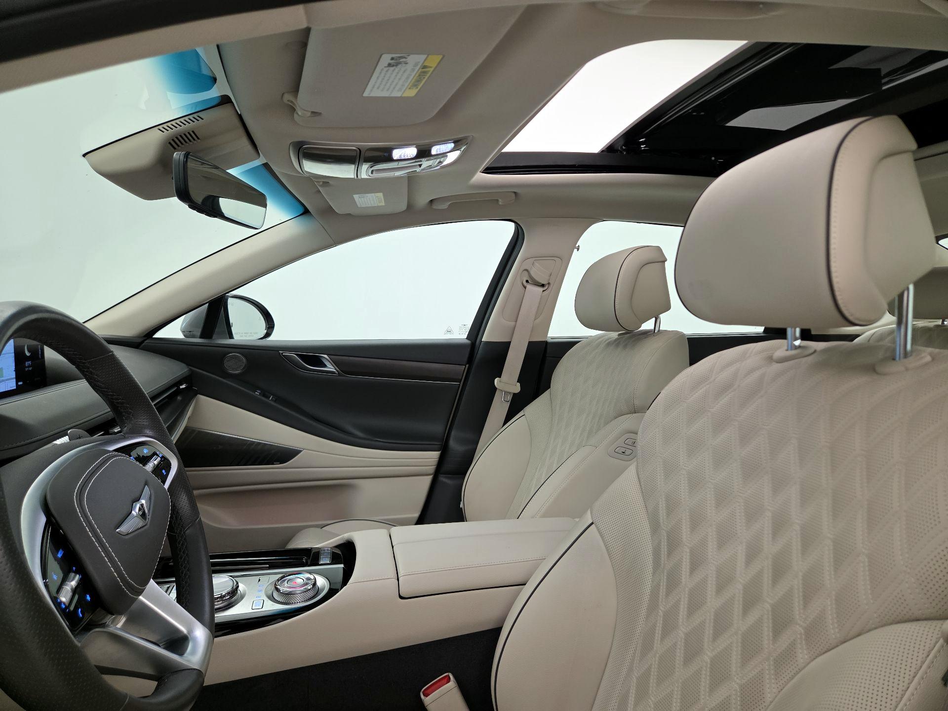 Thumbnail: 2023 Genesis G80 - 20