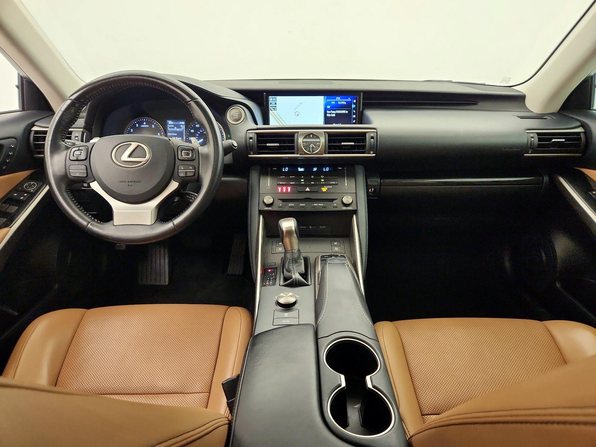 Thumbnail: 2018 Lexus IS - 9