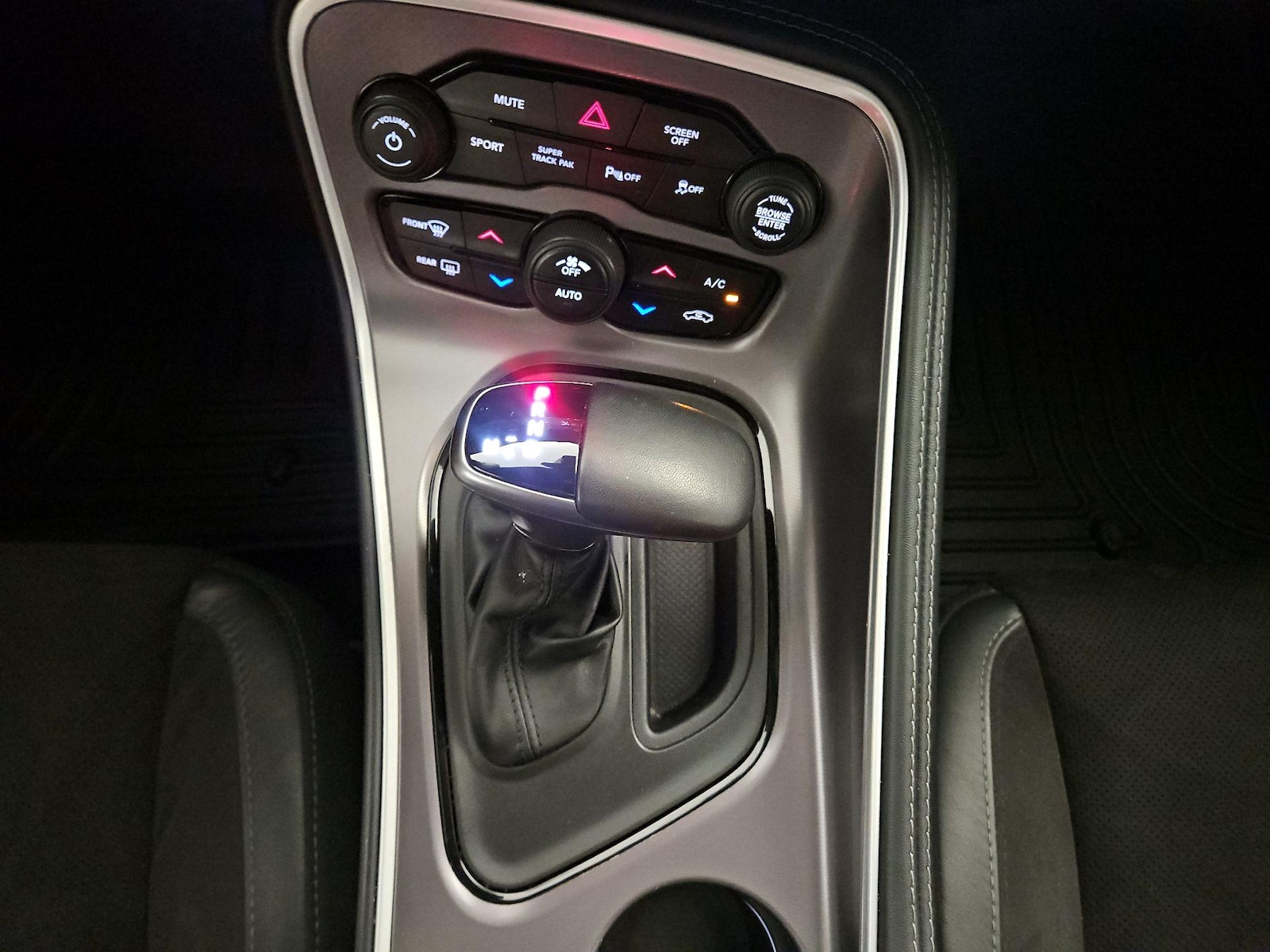 2021 Dodge Challenger GT - Photo 16
